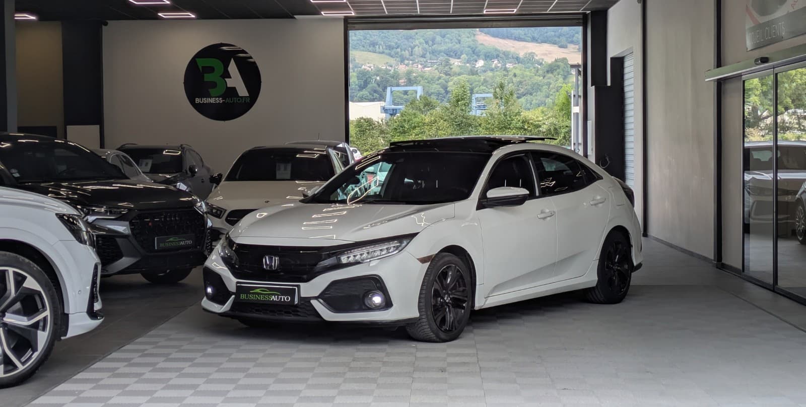 HONDA CIVIC i-VTEC 129cv Exclusive CVT / GPS / Toit Ouvrant / Sièges Chauffants / Camera — photo 1