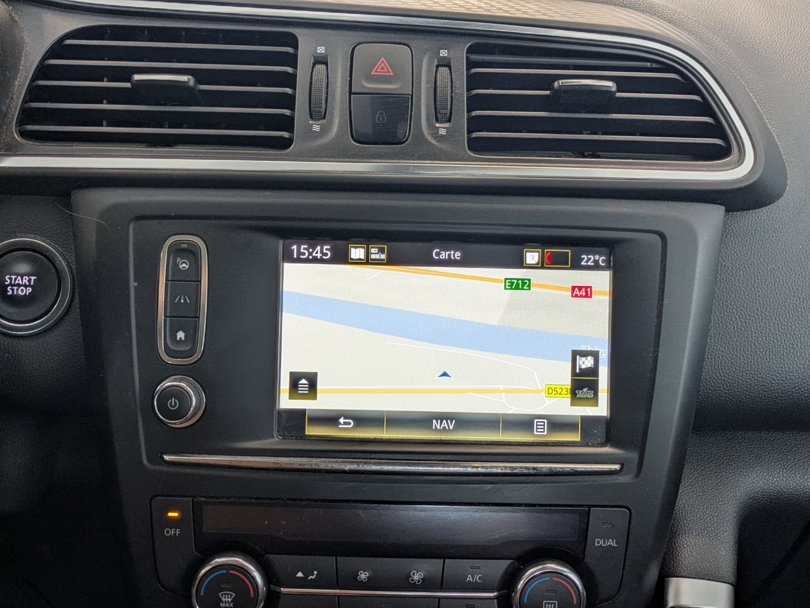 RENAULT KADJAR dCi 110cv Energy Intens / GPS / Camera / Bose / Attelage — photo 8