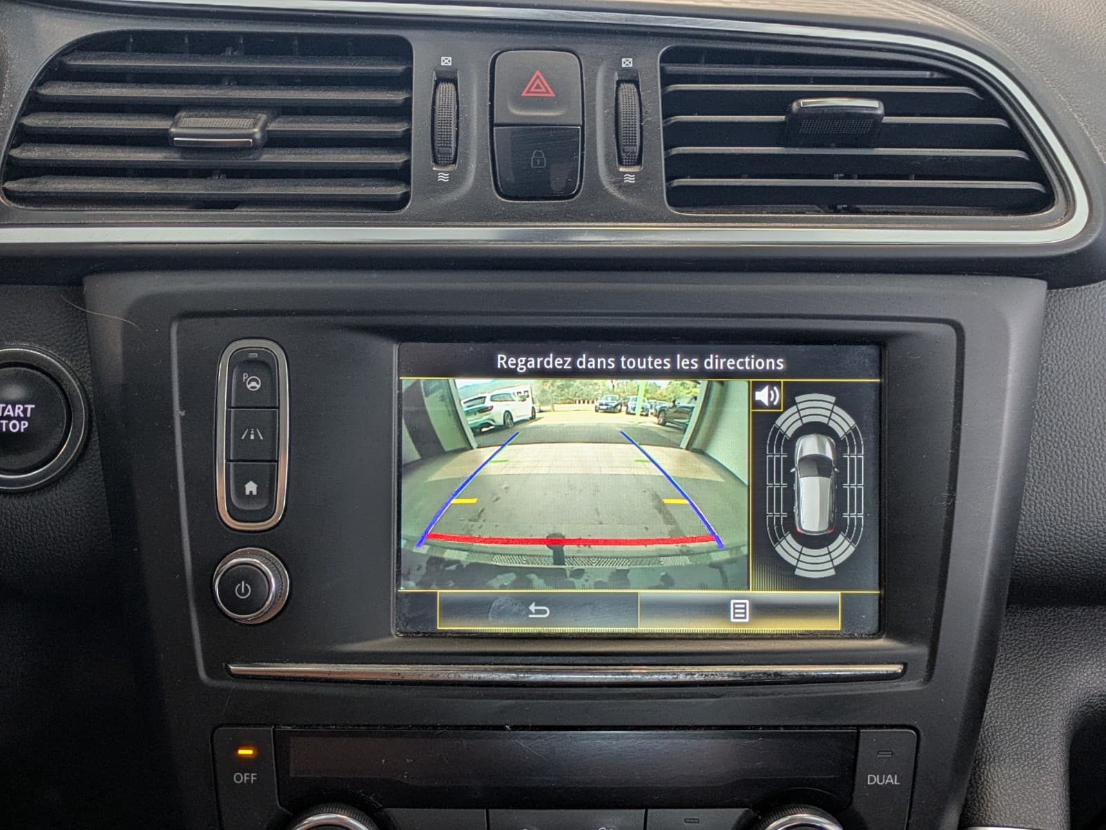 RENAULT KADJAR dCi 110cv Energy Intens / GPS / Camera / Bose / Attelage — photo 11