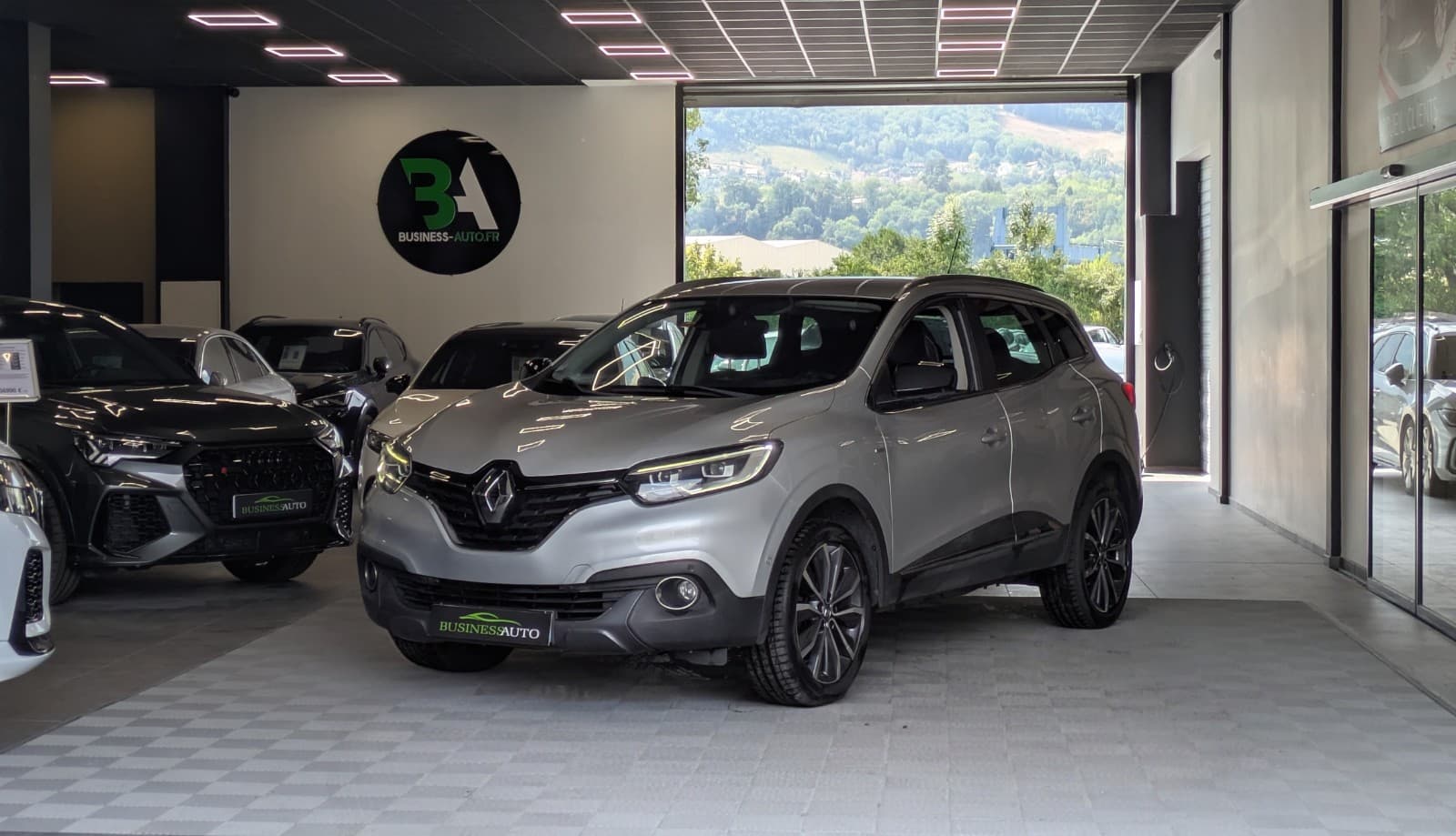 RENAULT KADJAR dCi 110cv Energy Intens / GPS / Camera / Bose / Attelage — photo 1