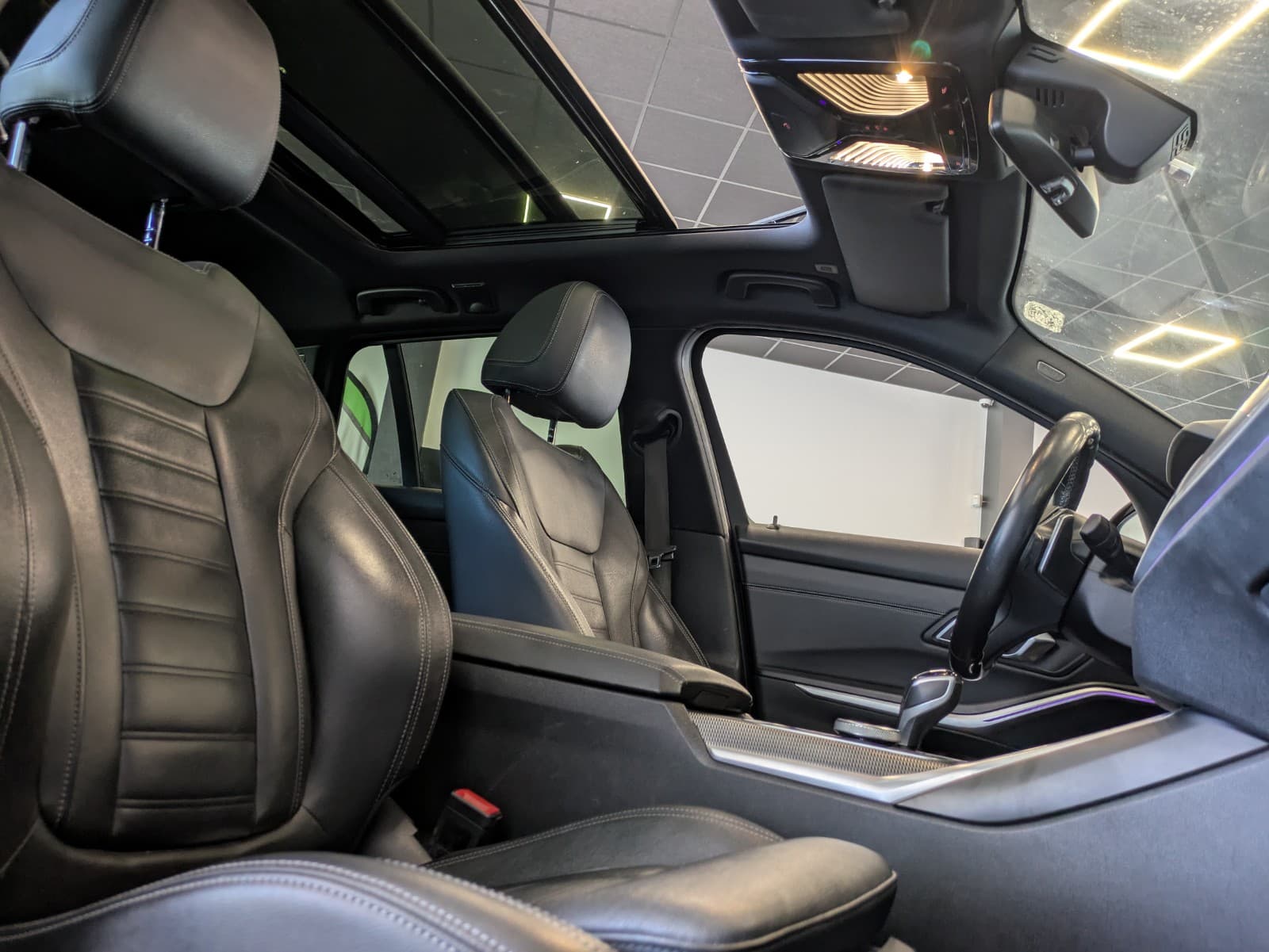 BMW SERIE 3 TOURING G21 320d xDrive 190cv BVA8 M Sport / Toit Ouvrant / Virtual Cockpit / CarPlay / Camera 360 — photo 5