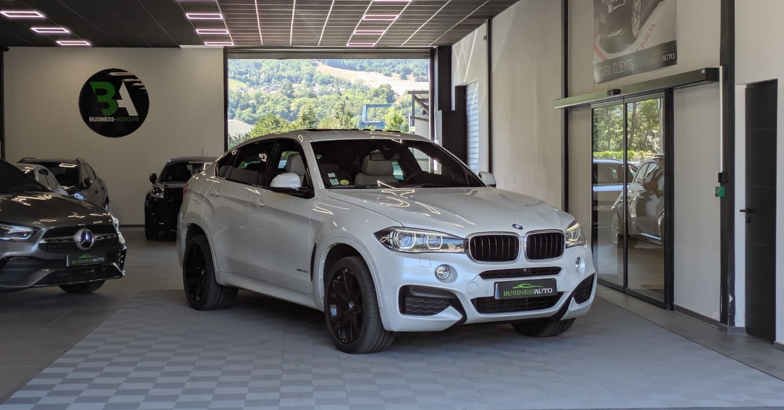 BMW X6 xDrive 30d 258cv M Sport / Toit ouvrant / Camera 360 / Sièges Chauffants / Harman Kardon — photo 2