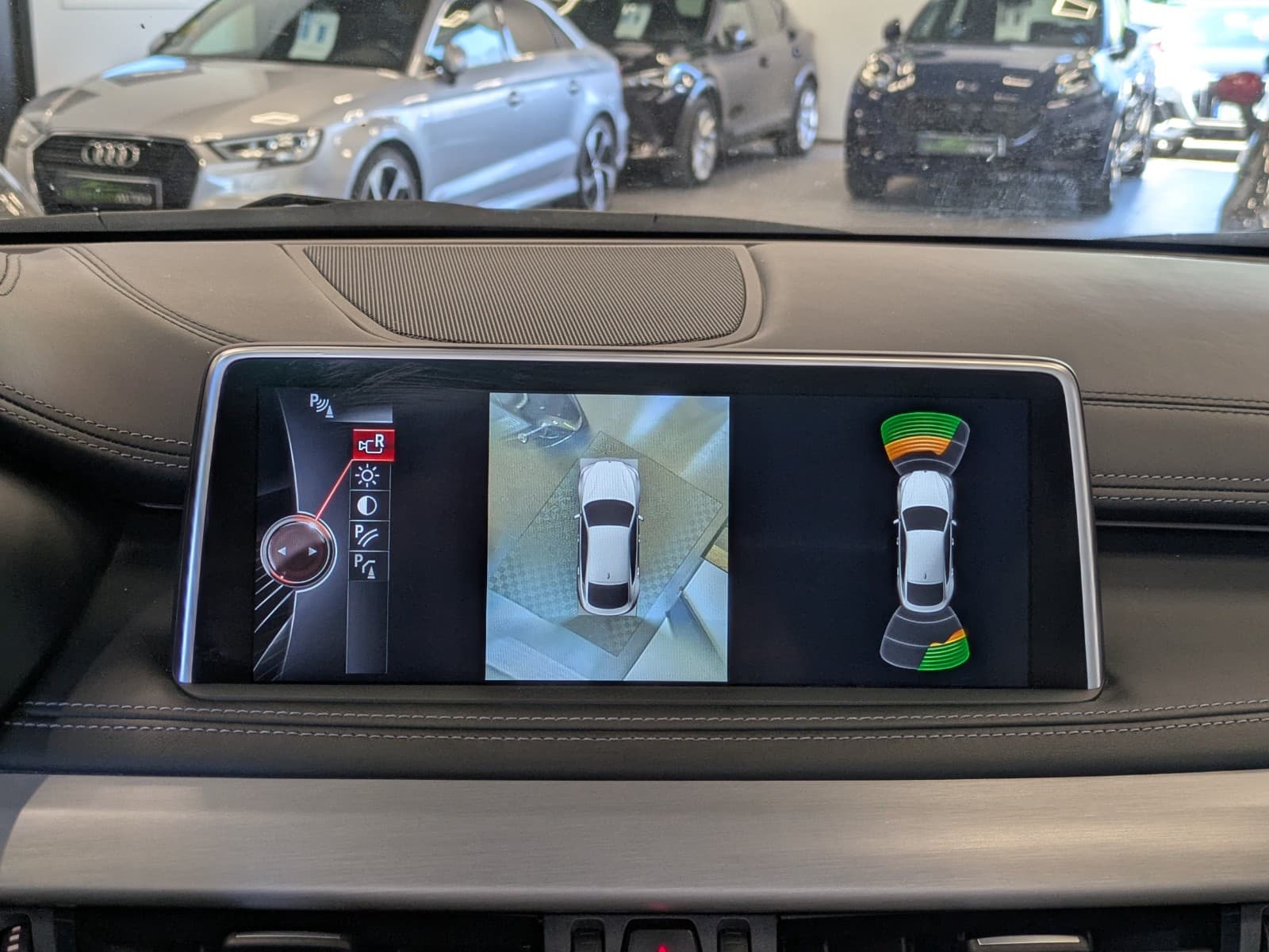BMW X6 xDrive 30d 258cv M Sport / Toit ouvrant / Camera 360 / Sièges Chauffants / Harman Kardon — photo 8