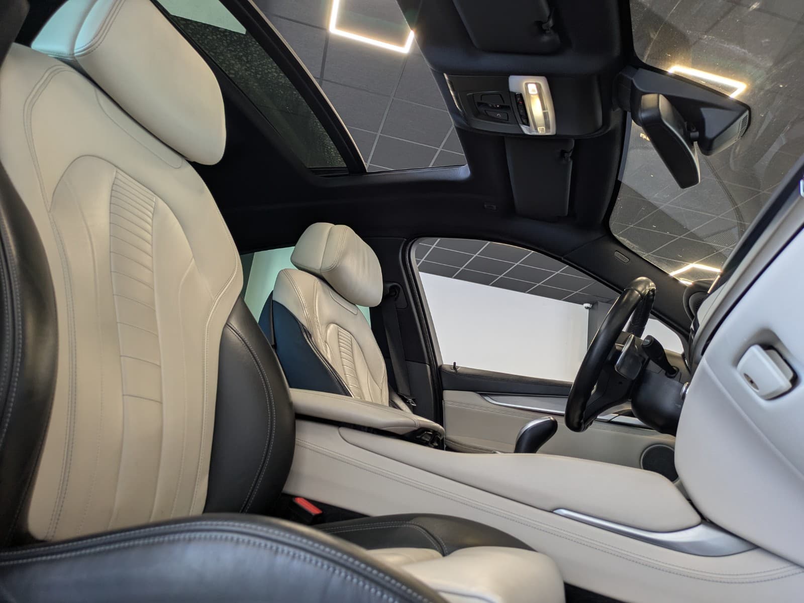 BMW X6 xDrive 30d 258cv M Sport / Toit ouvrant / Camera 360 / Sièges Chauffants / Harman Kardon — photo 5