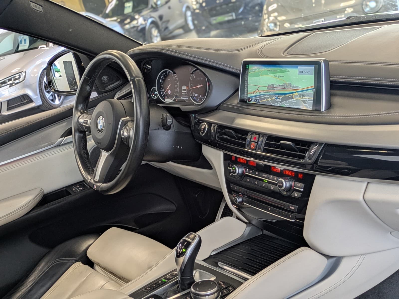 BMW X6 xDrive 30d 258cv M Sport / Toit ouvrant / Camera 360 / Sièges Chauffants / Harman Kardon — photo 6