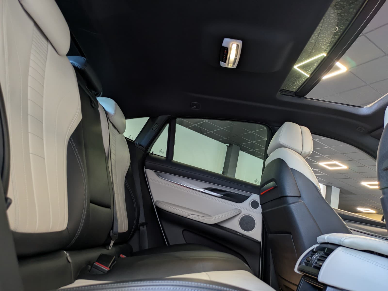 BMW X6 xDrive 30d 258cv M Sport / Toit ouvrant / Camera 360 / Sièges Chauffants / Harman Kardon — photo 4