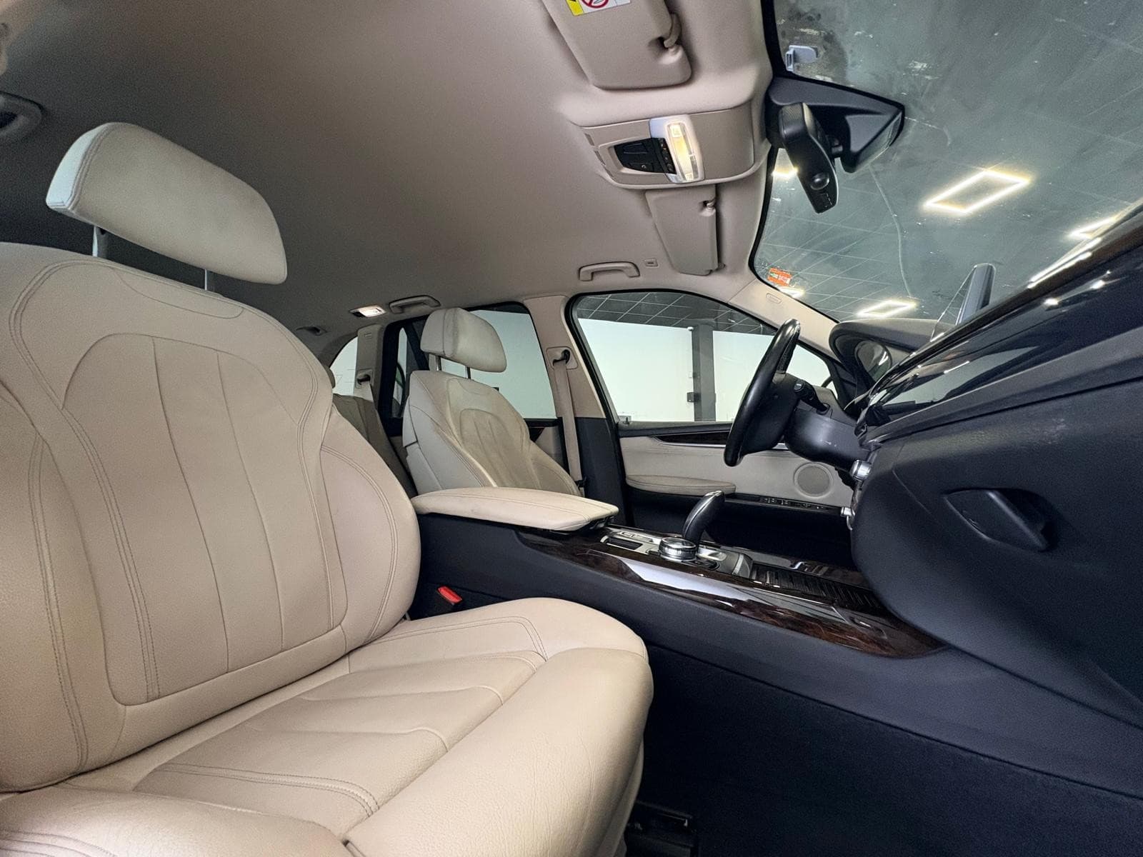 BMW X5 xDrive25d 218cv Lounge Plus A / camera / Sièges Chauffants / LED — photo 5