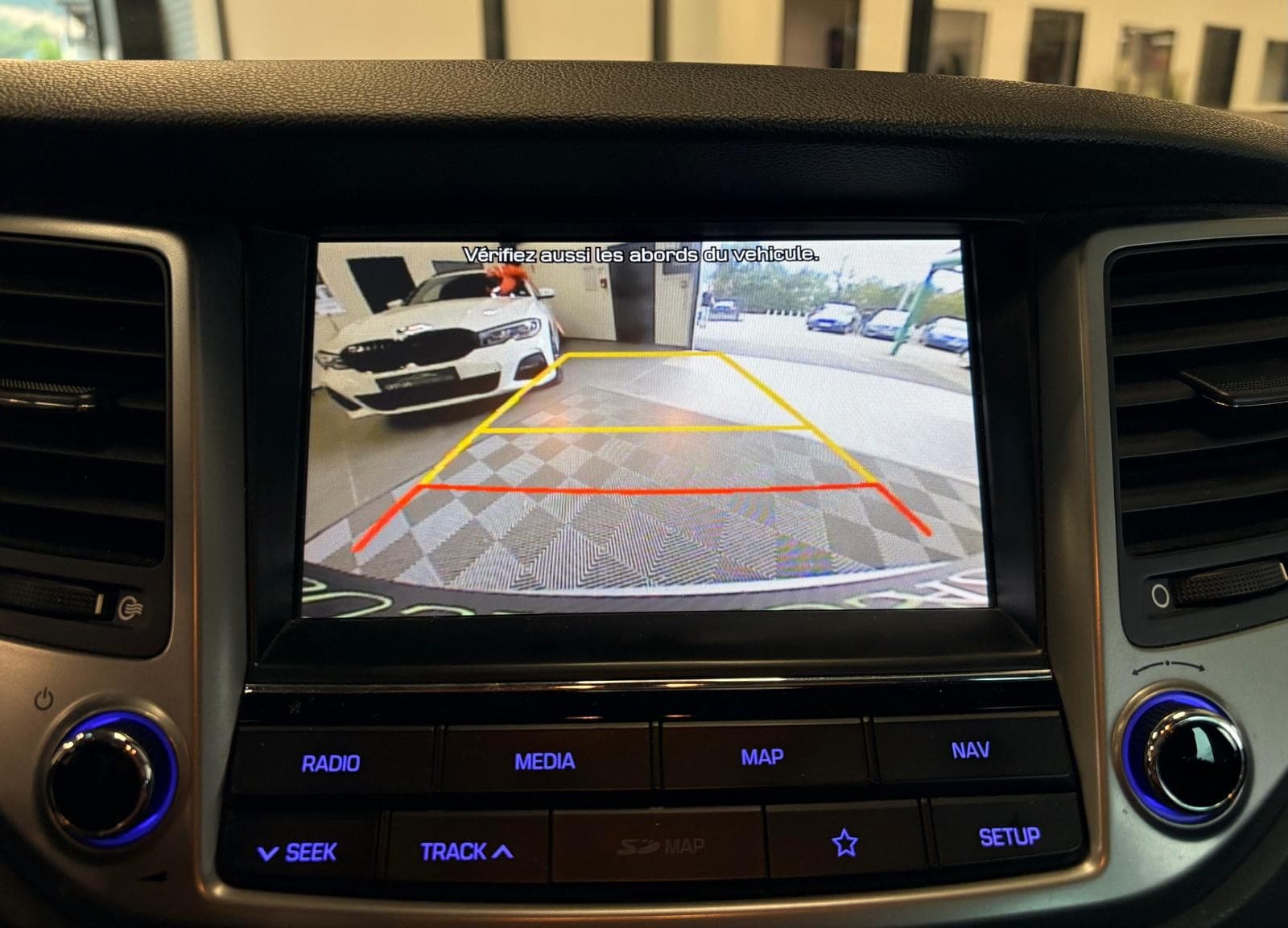 HYUNDAI TUCSON 1.7 CRDi 115cv Initia Plus / Camera / CarPlay / GPS — photo 7