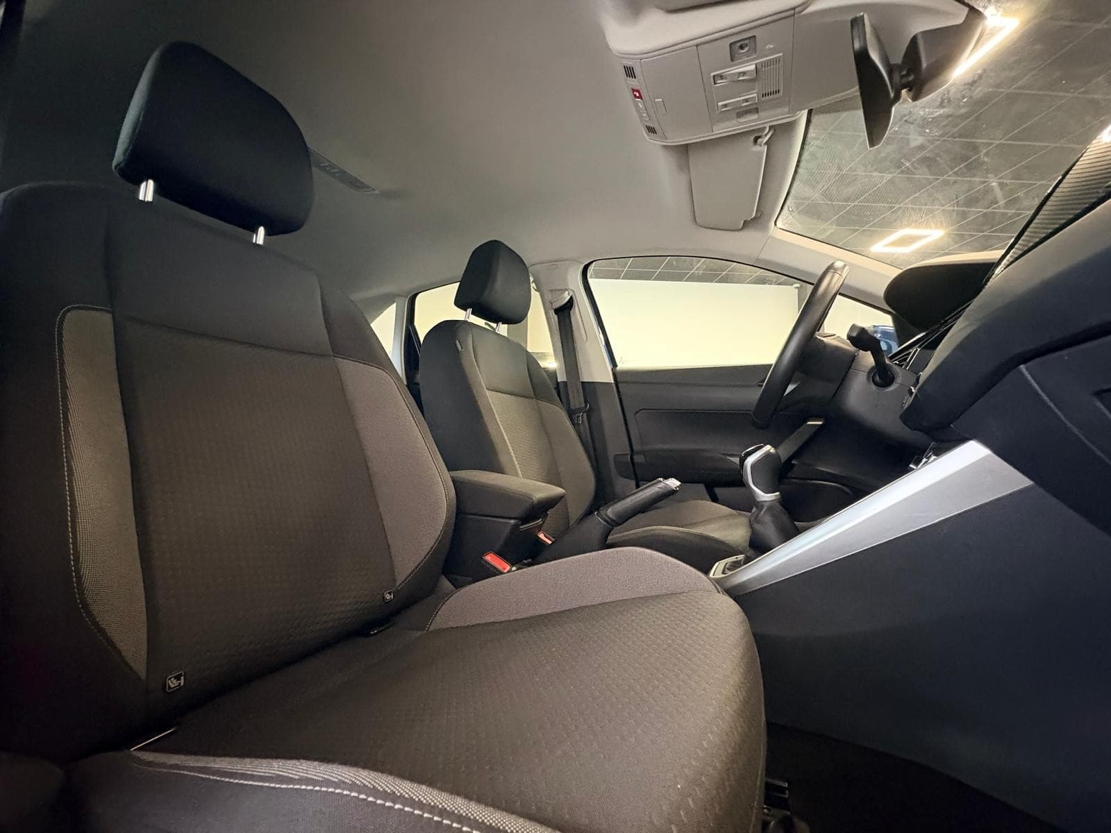 VOLKSWAGEN TAIGO 1.0 TSI 95 BVM5 Life — photo 5