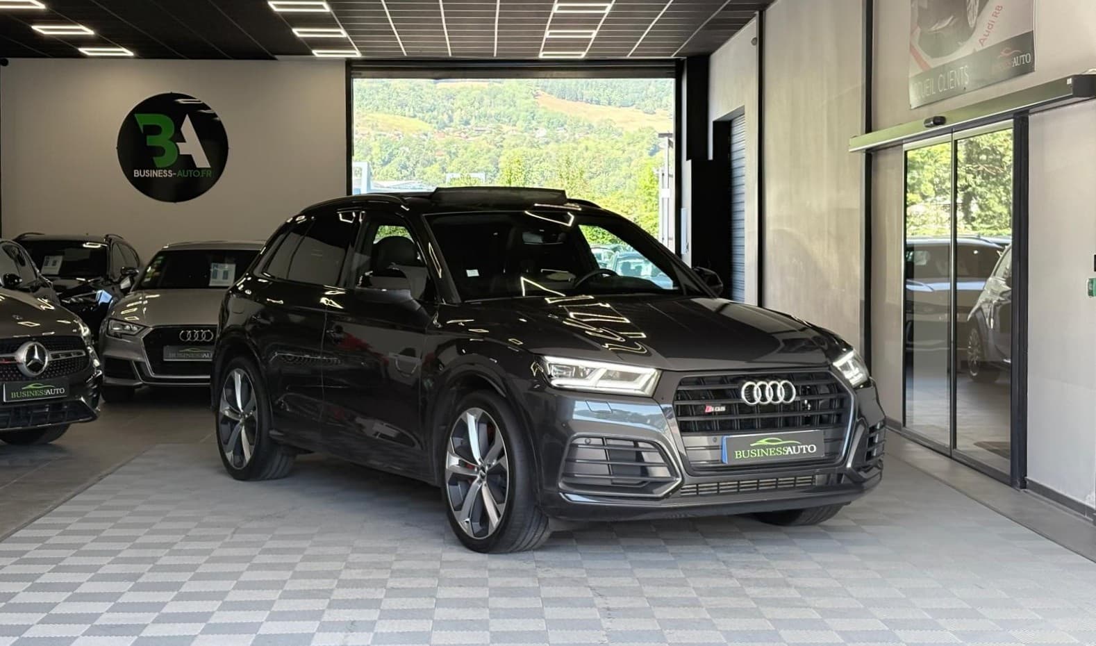 AUDI SQ5 3.0 V6 TDI 347cv Tiptronic 8 Quattro / Toit Ouvrant / Carbone / Camera — photo 2