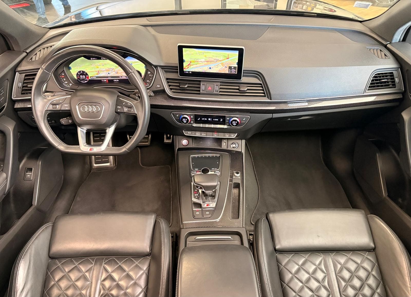 AUDI SQ5 3.0 V6 TDI 347cv Tiptronic 8 Quattro / Toit Ouvrant / Carbone / Camera — photo 3