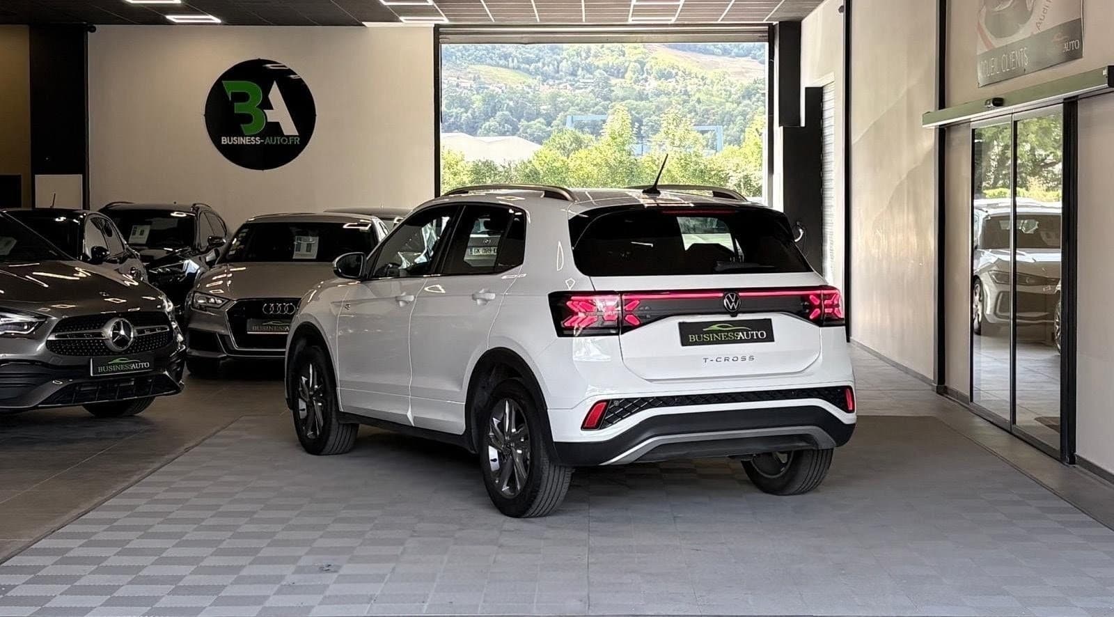 VOLKSWAGEN T-CROSS NOUVEAU 1.0 TSI 115 Start/Stop DSG7 R-Line — photo 10