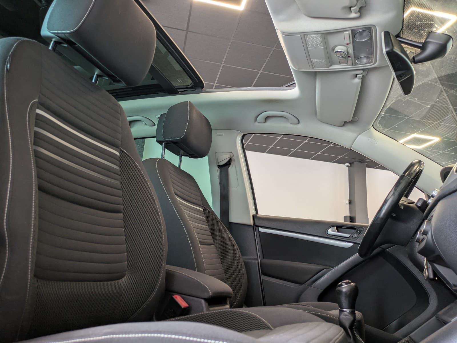 VOLKSWAGEN TIGUAN 2.0 TDI 110 FAP BlueMotion Technology Cup TOIT OUVRANT — photo 5