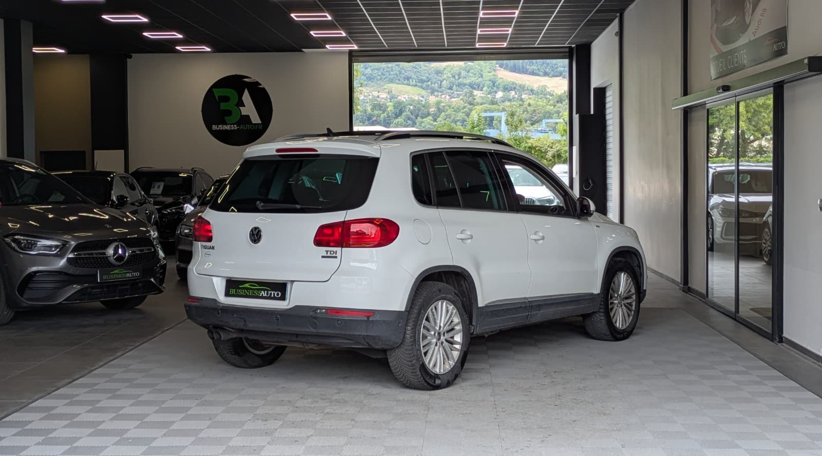 VOLKSWAGEN TIGUAN 2.0 TDI 110 FAP BlueMotion Technology Cup TOIT OUVRANT — photo 9