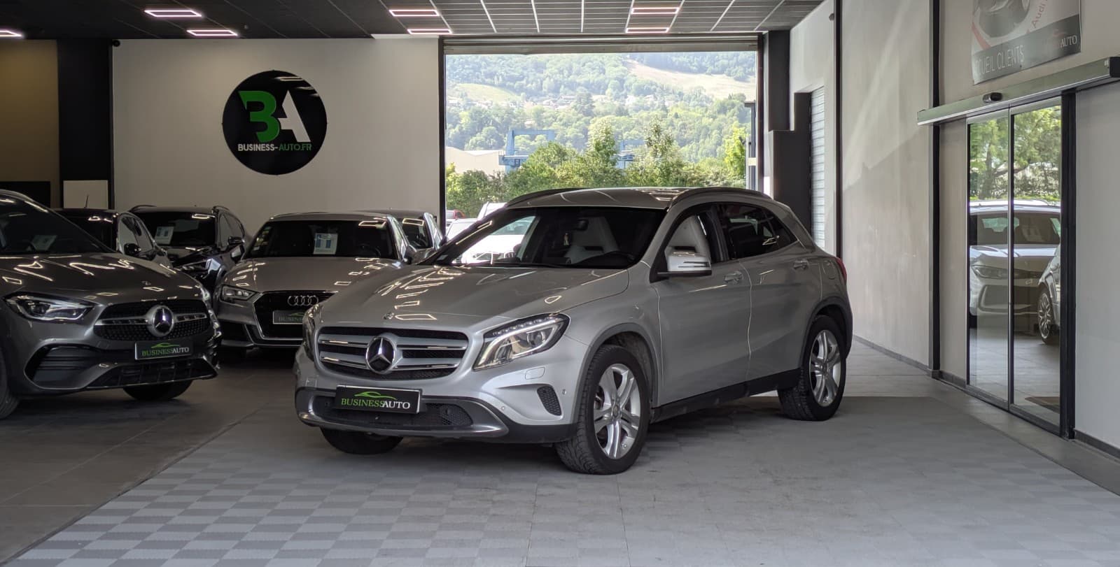 MERCEDES CLASSE GLA