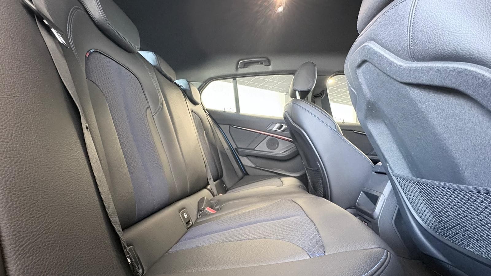 BMW SERIE 1 118d 150cv BVA8 M Sport / Camera / GPS / Virtual Cockpit — photo 4