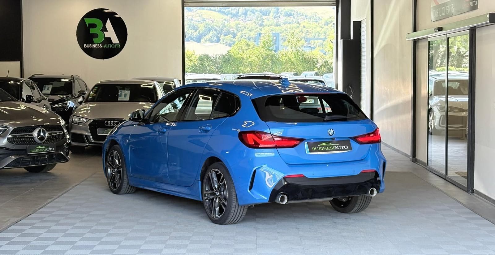 BMW SERIE 1 118d 150cv BVA8 M Sport / Camera / GPS / Virtual Cockpit — photo 9