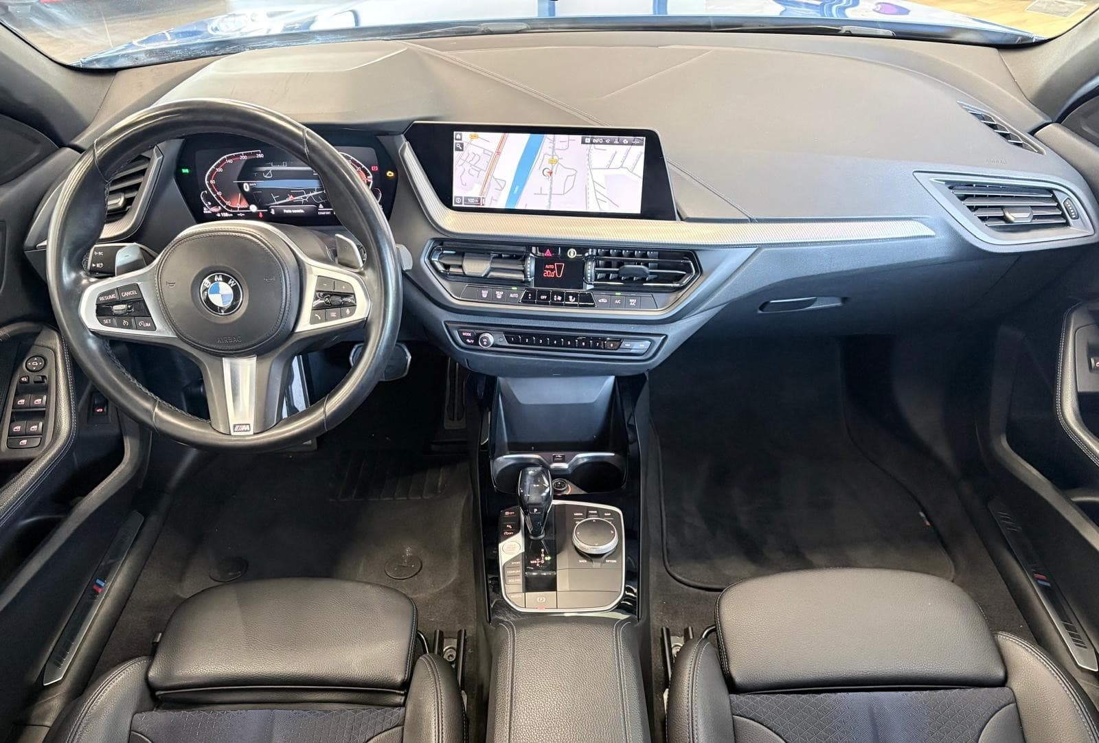 BMW SERIE 1 118d 150cv BVA8 M Sport / Camera / GPS / Virtual Cockpit — photo 3