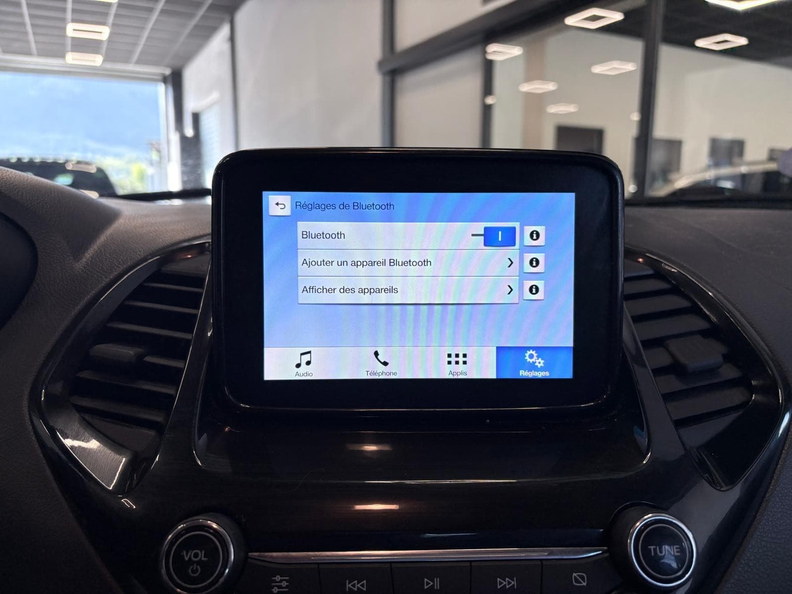 FORD KA 1.2 85cv S&S Ultimate / Ecran Tactile / Bluetooth / 5 Portes — photo 11