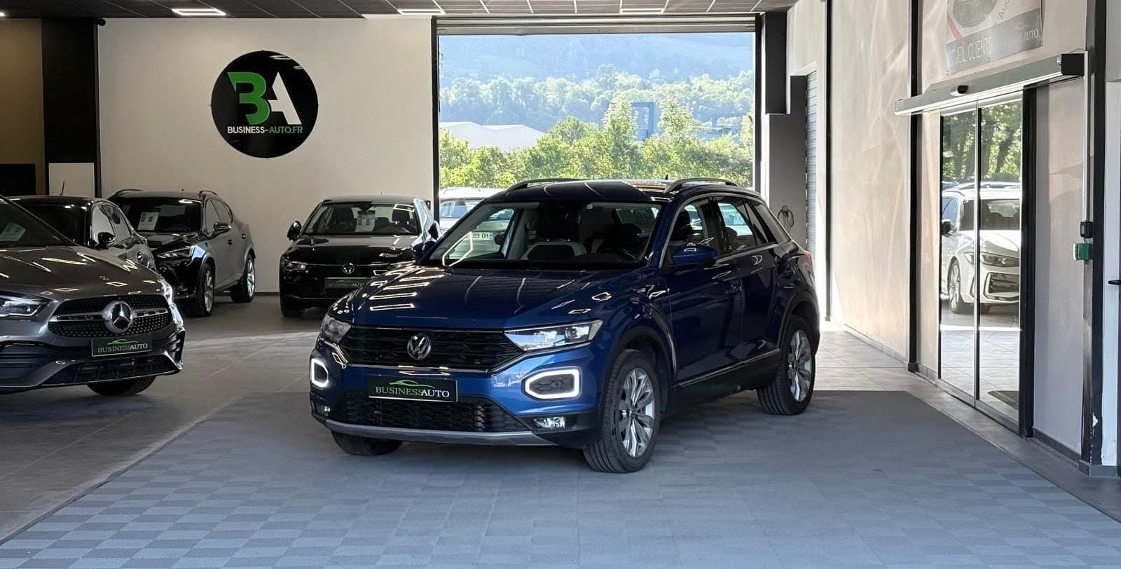 VOLKSWAGEN T-ROC