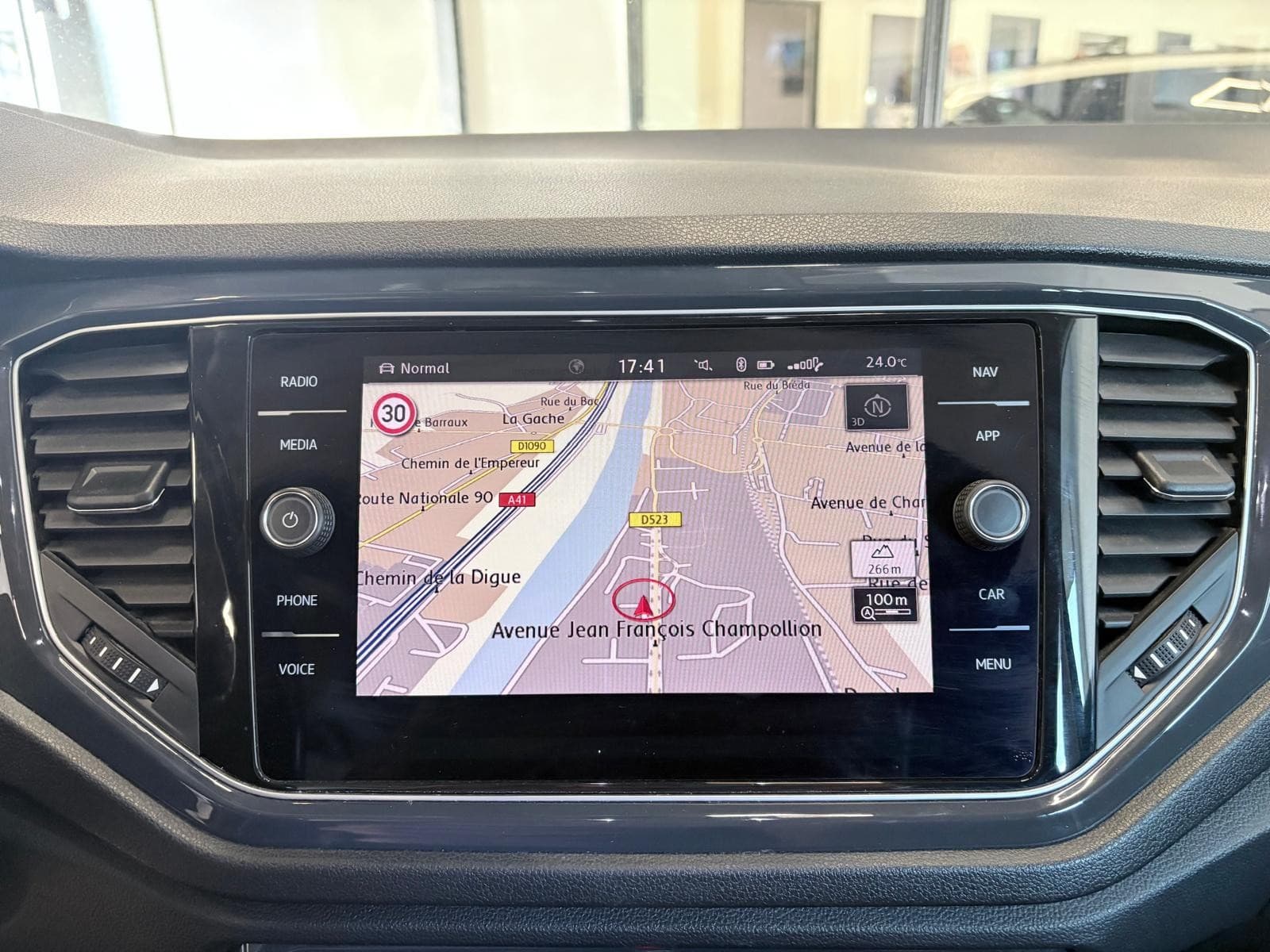VOLKSWAGEN T-ROC 2.0 TDI 150 Start/Stop DSG7 4Motion Carat — photo 7