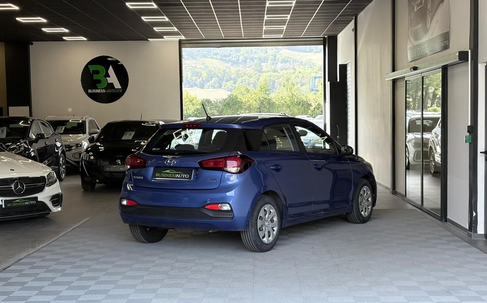 HYUNDAI I20 1.2 75 Initia — photo 7
