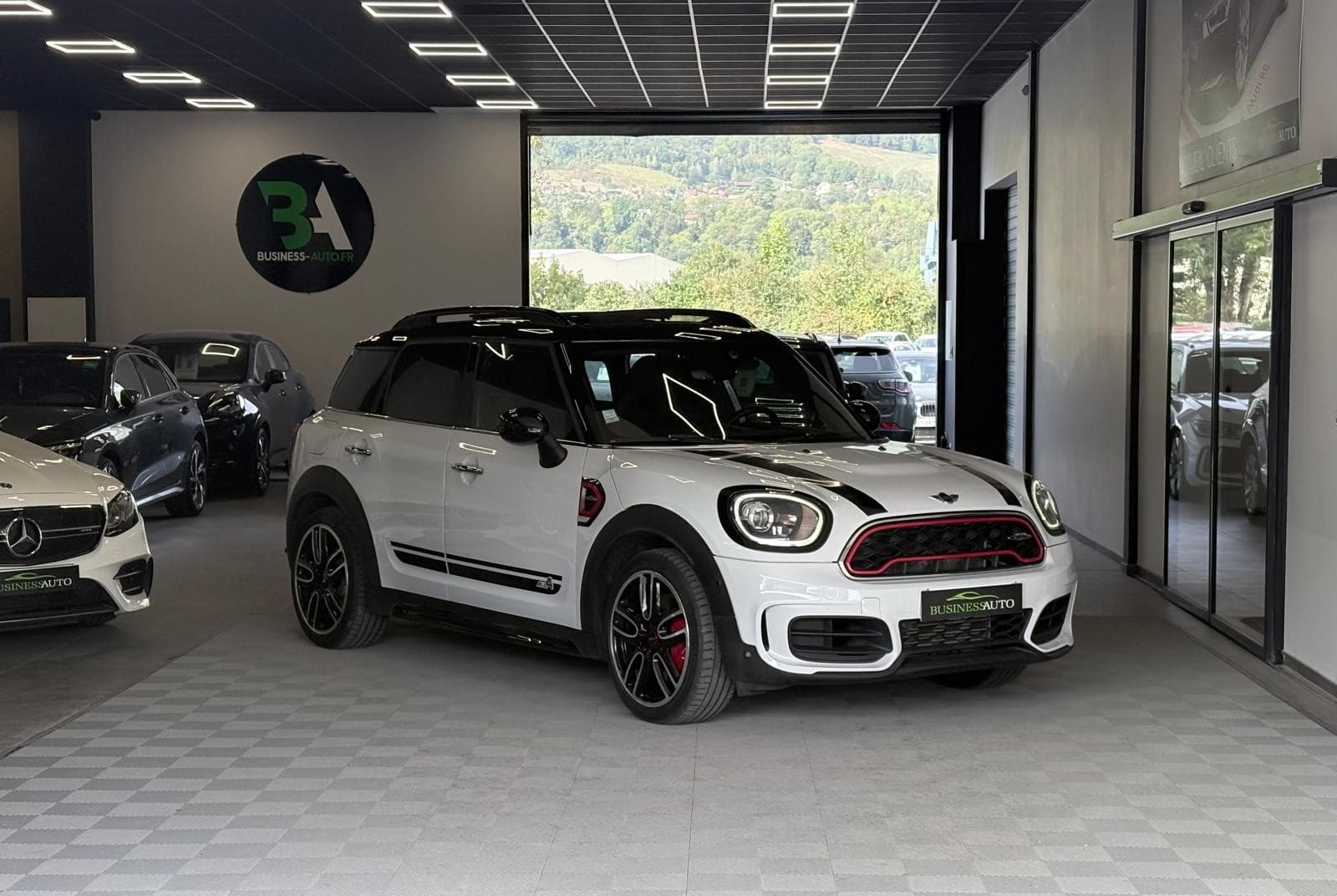 MINI COUNTRYMAN F60 231cv John Cooper Works / GPS / Harman/kardon / Toit Ouvrant — photo 2
