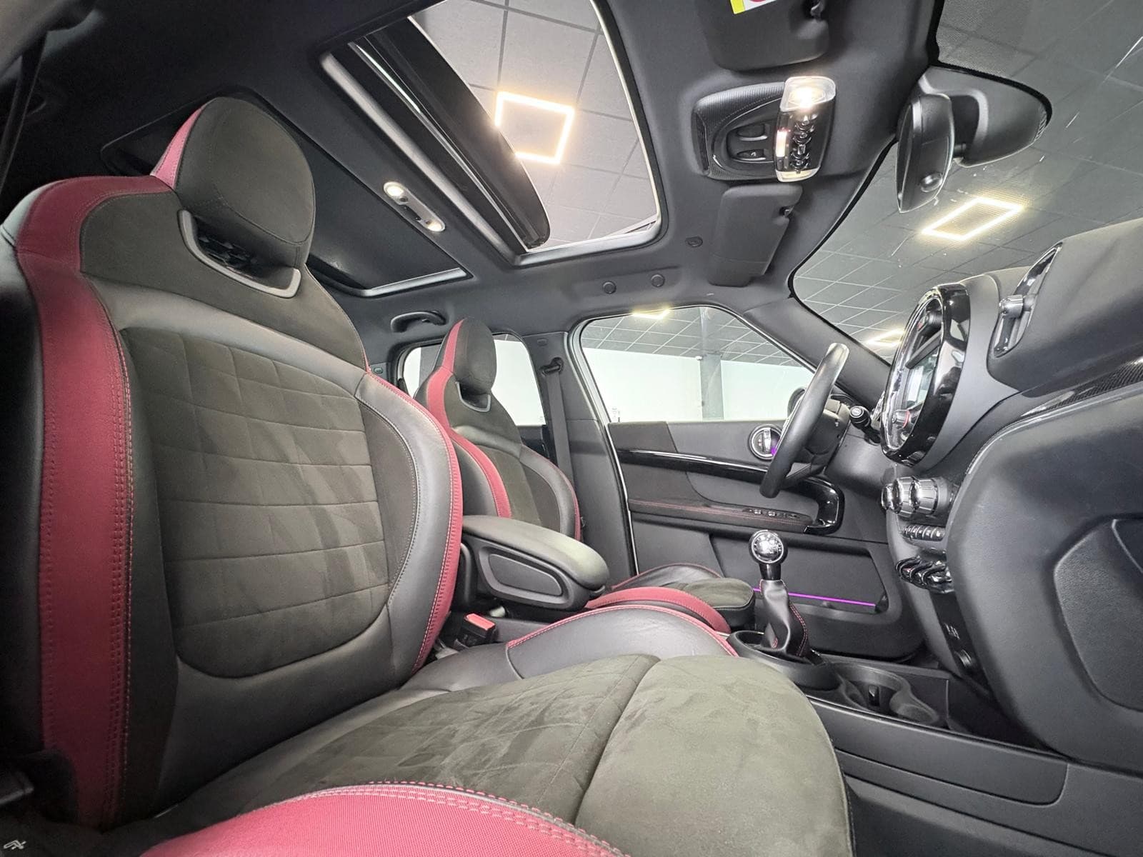 MINI COUNTRYMAN F60 231cv John Cooper Works / GPS / Harman/kardon / Toit Ouvrant — photo 5