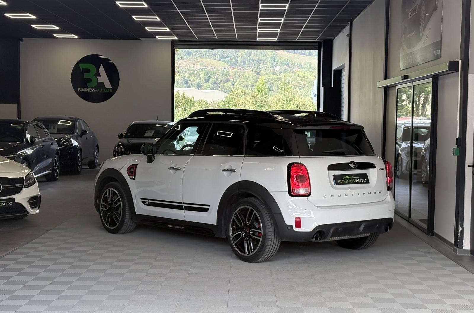 MINI COUNTRYMAN F60 231cv John Cooper Works / GPS / Harman/kardon / Toit Ouvrant — photo 9