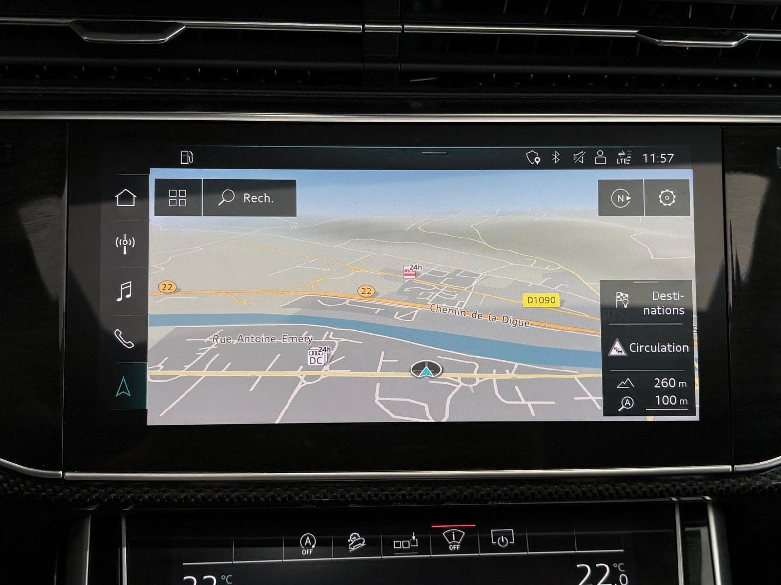 AUDI SQ7 4.0 TDI 435cv Tiptronic 8 Quattro 7 Places / Carbone / Toit Ouvrant / Bose / Sièges Ventilés / TVA — photo 7