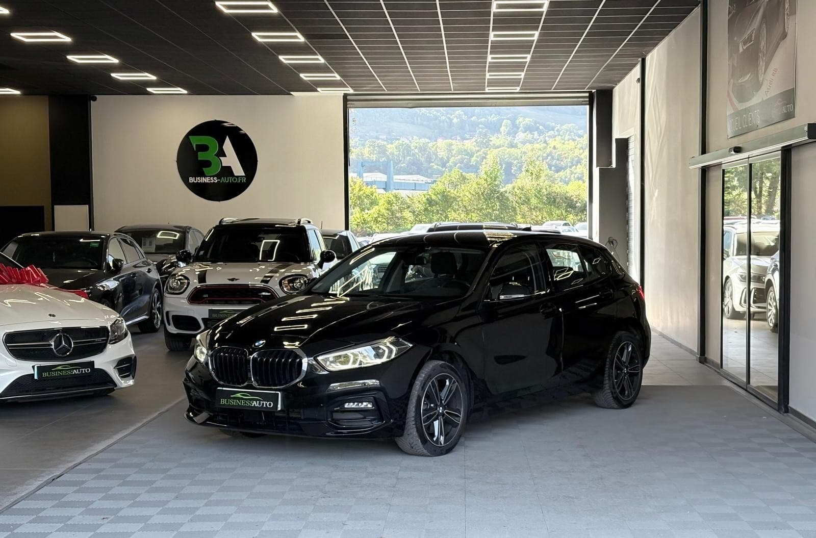 BMW SERIE 1 116d 116cv DKG7 Edition Sport / GPS / Camera / Sièges Chauffants — photo 1
