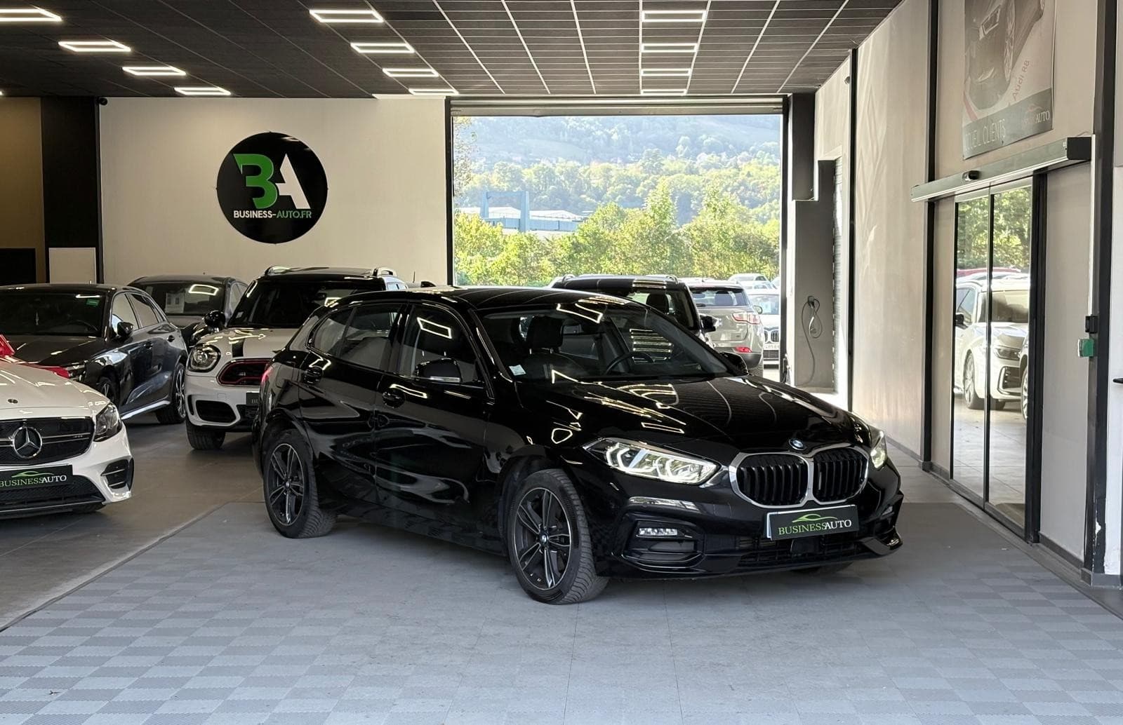 BMW SERIE 1 116d 116cv DKG7 Edition Sport / GPS / Camera / Sièges Chauffants — photo 2
