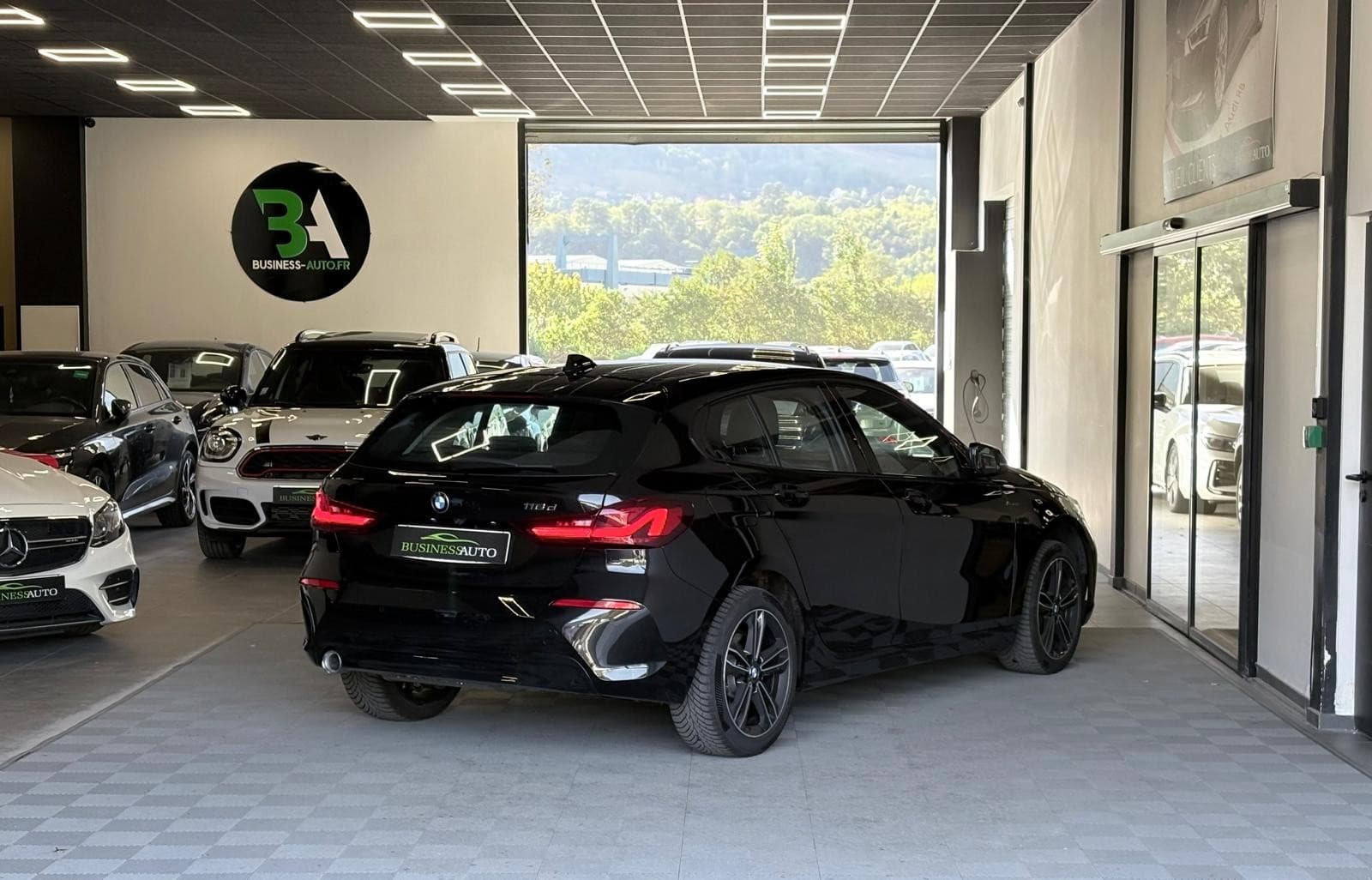 BMW SERIE 1 116d 116cv DKG7 Edition Sport / GPS / Camera / Sièges Chauffants — photo 10