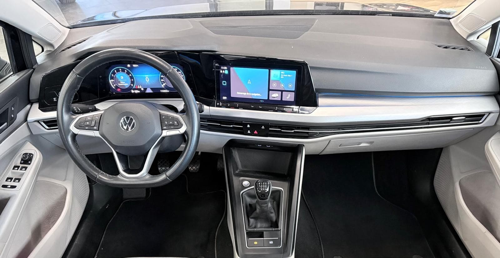 VOLKSWAGEN GOLF TSI 110cv BVM6 Life / CarPlay / Camera / GPS — photo 3