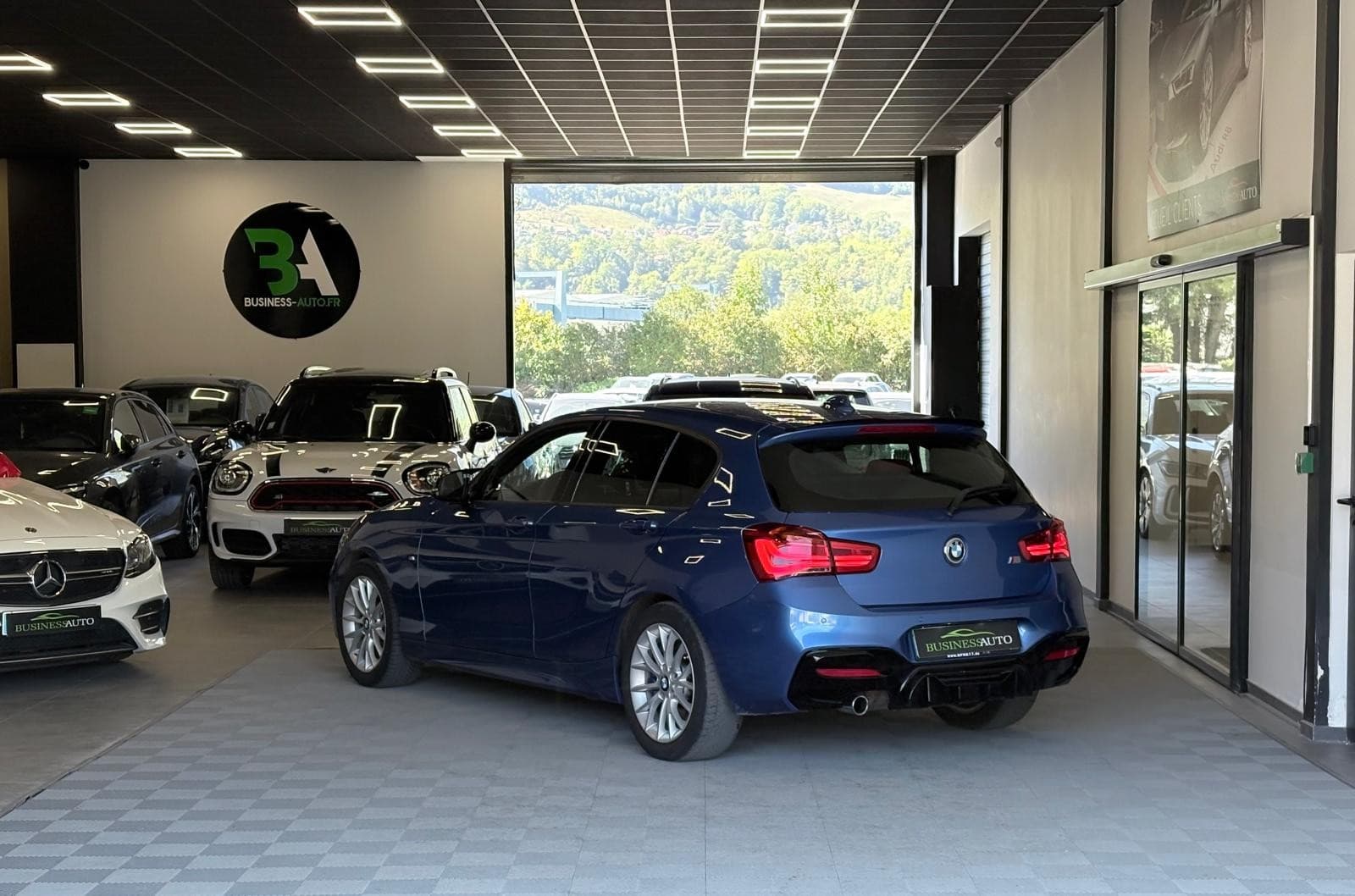 BMW SERIE 1 116i 109cv M Sport / GPS / CarPlay / Sièges Chauffants — photo 10