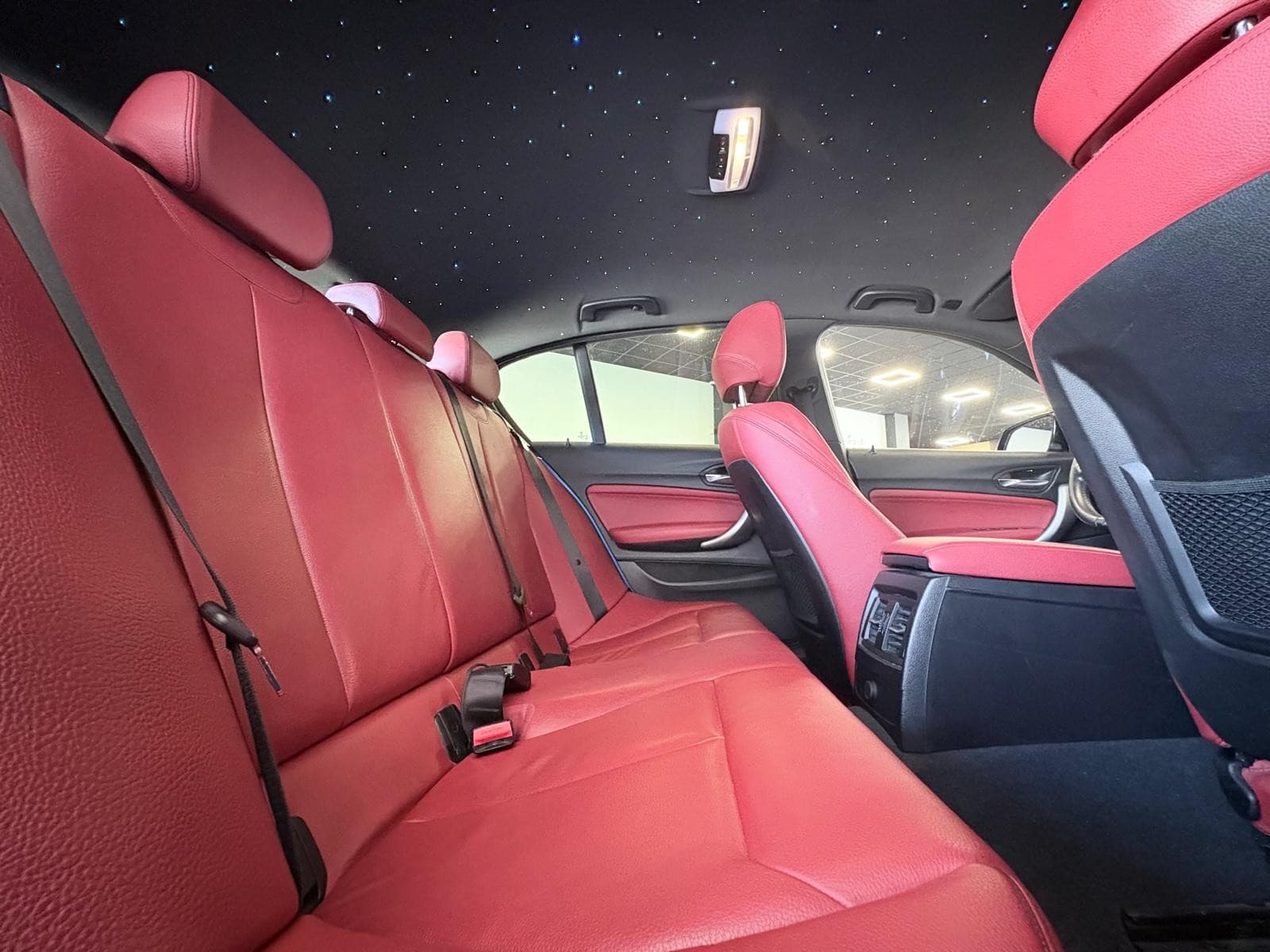BMW SERIE 1 116i 109cv M Sport / GPS / CarPlay / Sièges Chauffants — photo 4