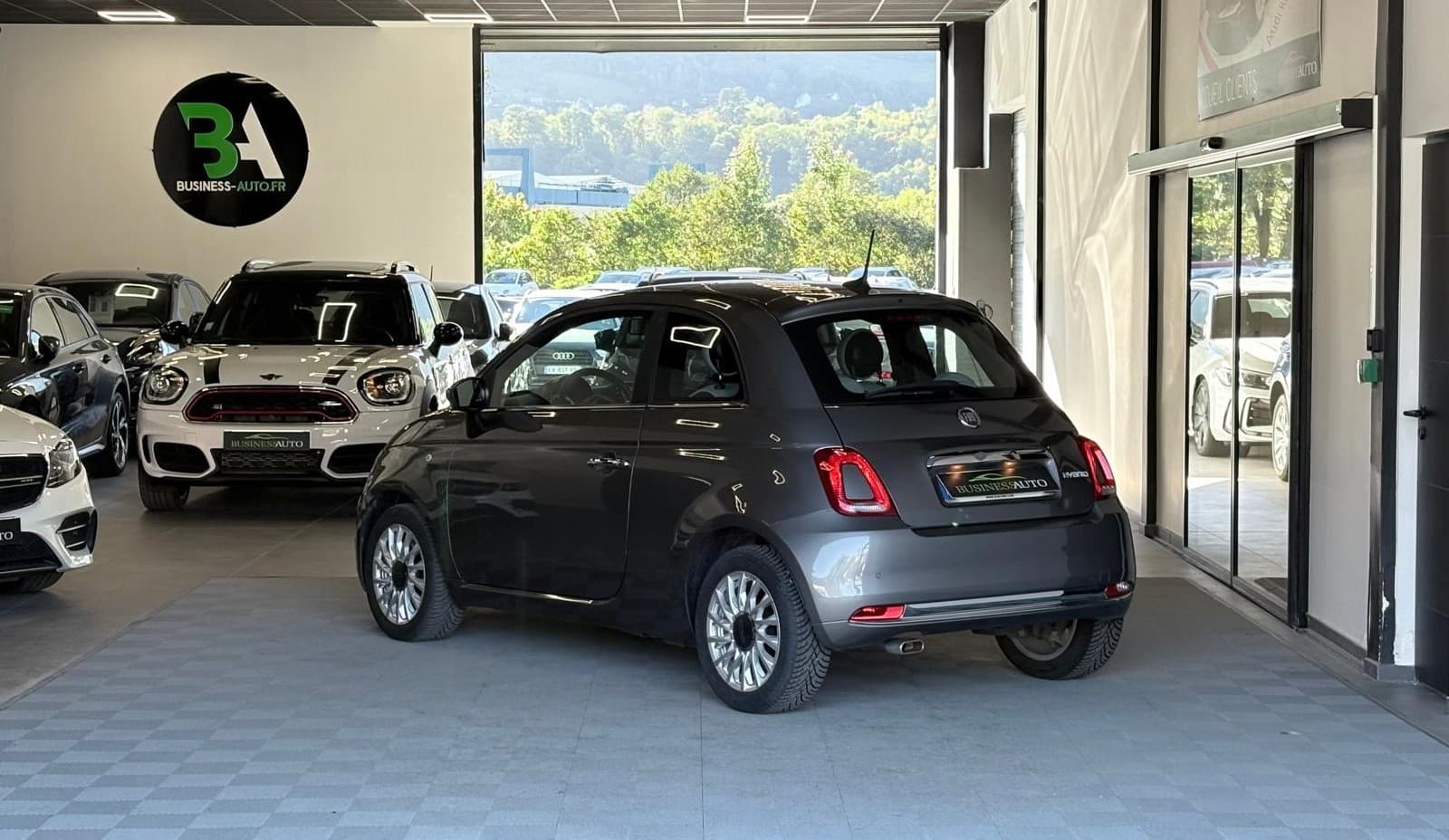 FIAT 500 SERIE 8 EURO 6D-TEMP 1.0 70cv Hybride BSG S/S / Toit Panoramique / Ecran Tactile / Crit'Air 1 — photo 9