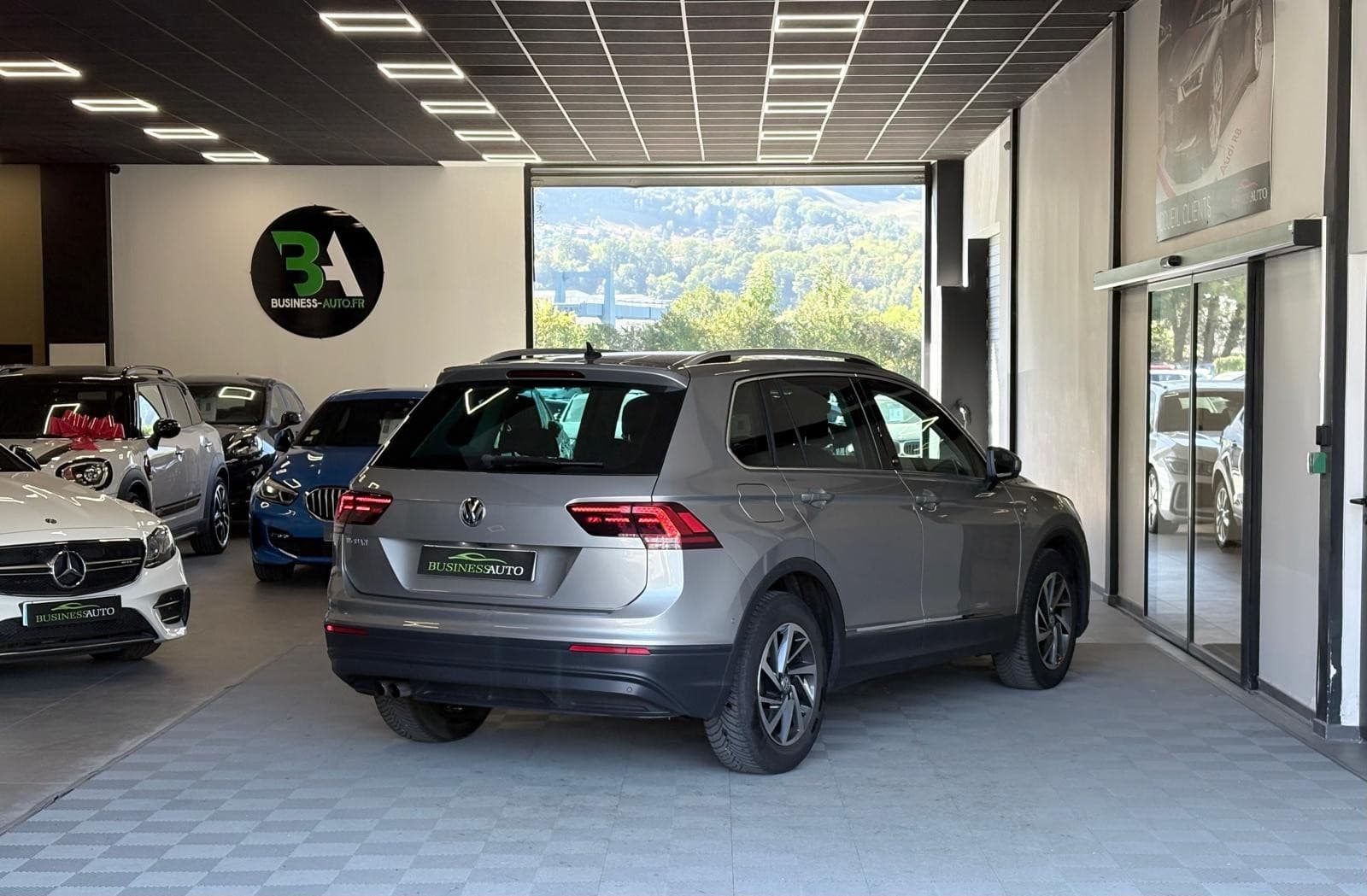 VOLKSWAGEN TIGUAN 1.4 TSI 125cv BMT Sound / Camera / GPS / CarPlay — photo 9