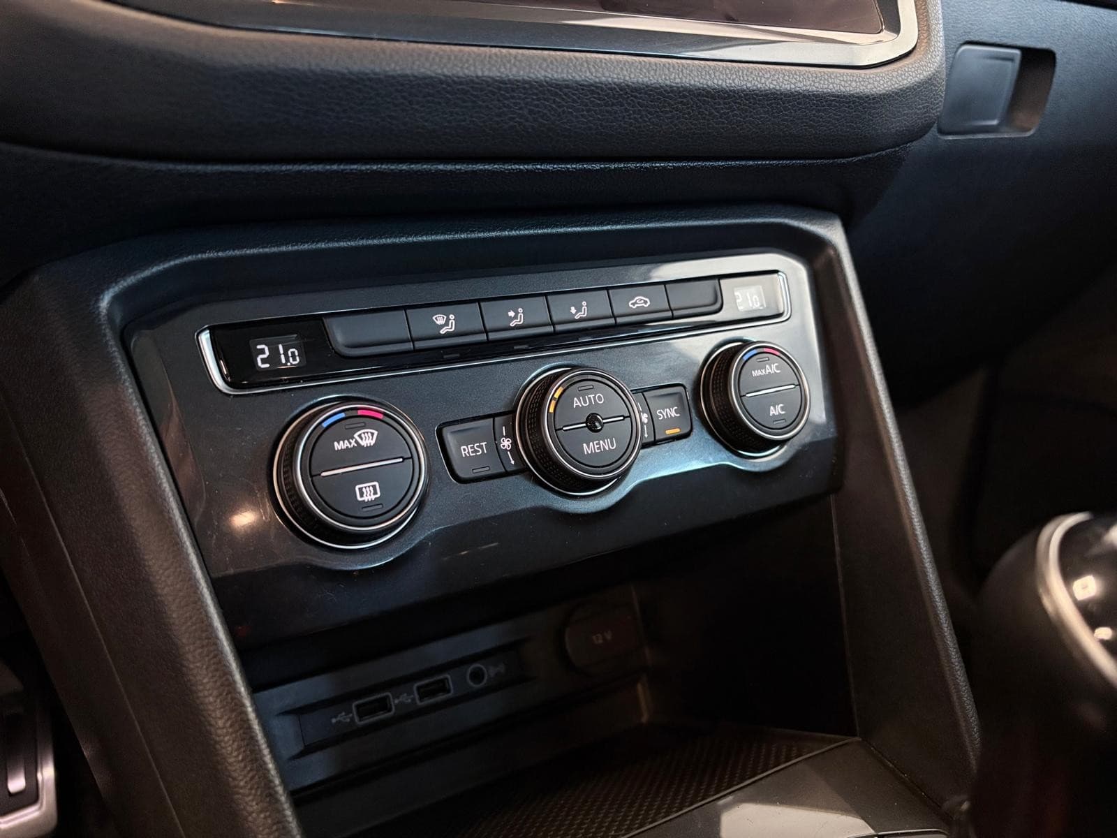 VOLKSWAGEN TIGUAN 1.4 TSI 125cv BMT Sound / Camera / GPS / CarPlay — photo 12