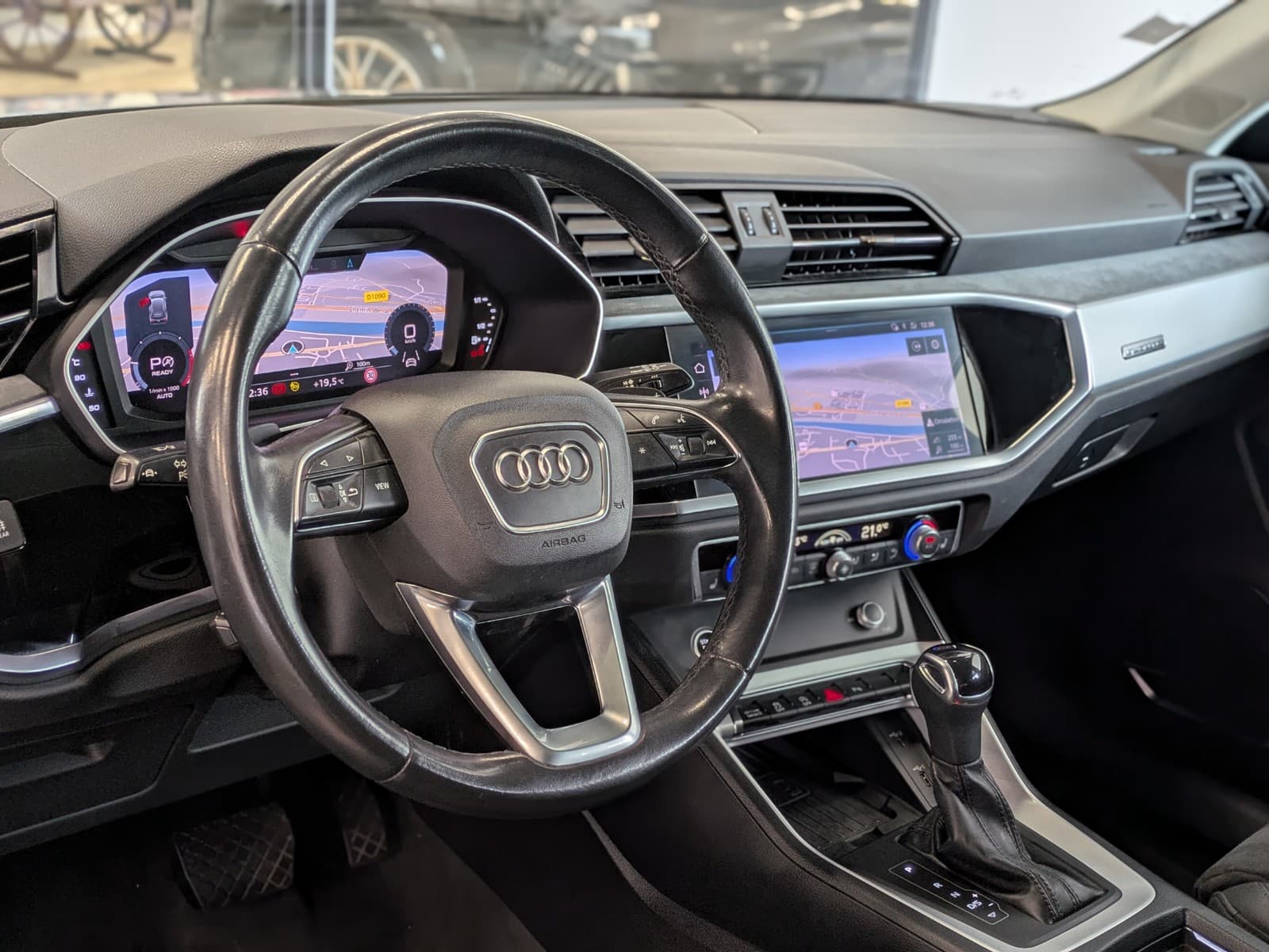 AUDI Q3 40 TDI 200cv S tronic 7 Quattro Design Luxe / GPS / Camera 360 / Drive Select / CarPlay — photo 7