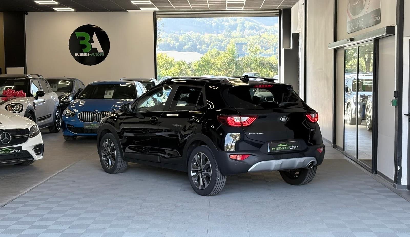 KIA STONIC 1.0 T-GDi 120cv ISG BVM6 Premium / GPS / Camera / CarPlay — photo 9