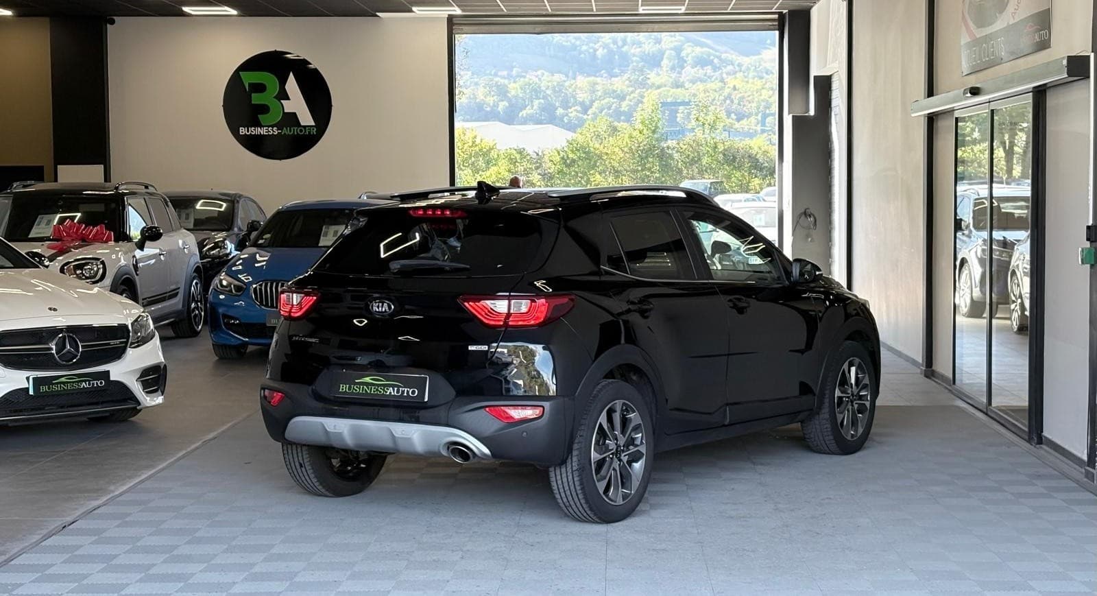 KIA STONIC 1.0 T-GDi 120cv ISG BVM6 Premium / GPS / Camera / CarPlay — photo 10