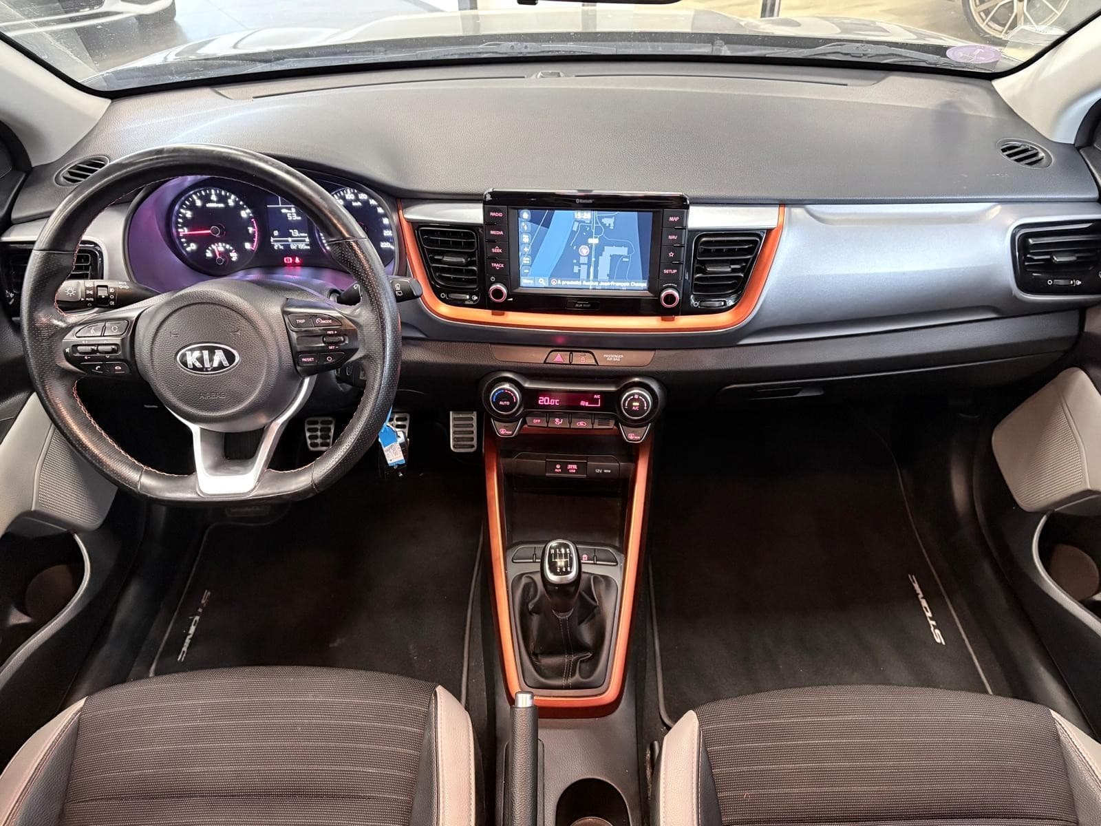KIA STONIC 1.0 T-GDi 120cv ISG BVM6 Premium / GPS / Camera / CarPlay — photo 3