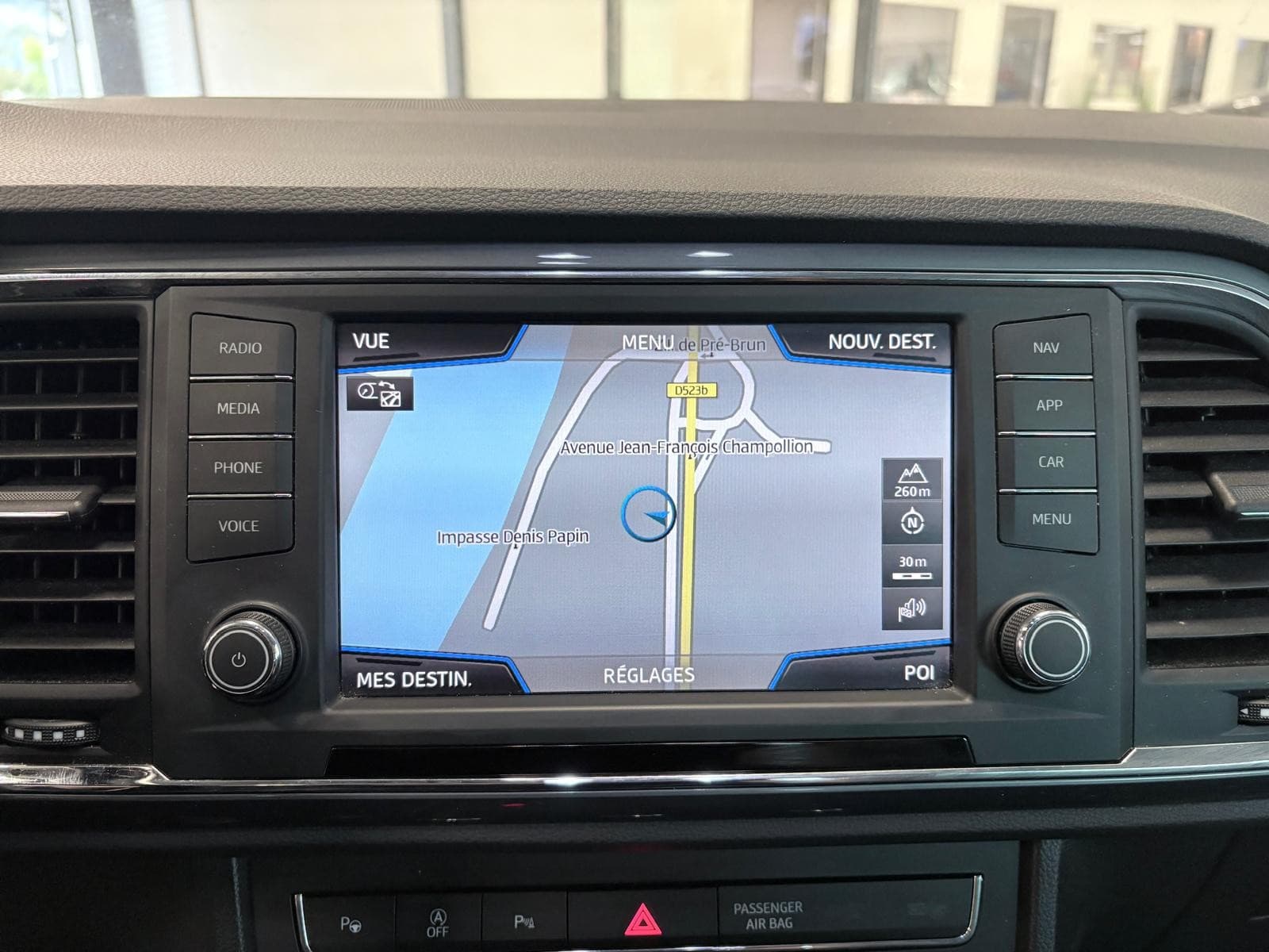SEAT ATECA 1.6 TDI 115cv Ecomotive DSG7 Xcellence / Sièges Chauffants / CarPlay / Camera — photo 7