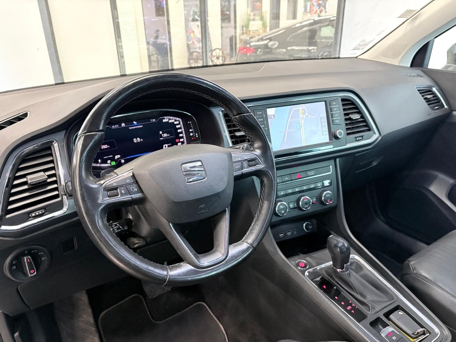 SEAT ATECA 1.6 TDI 115cv Ecomotive DSG7 Xcellence / Sièges Chauffants / CarPlay / Camera — photo 6