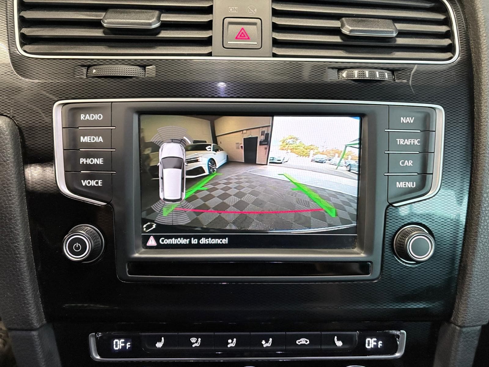 VOLKSWAGEN GOLF GTE TSI 204cv Hybride Rechargeable DSG6 / Camera / GPS / CarPlay — photo 8
