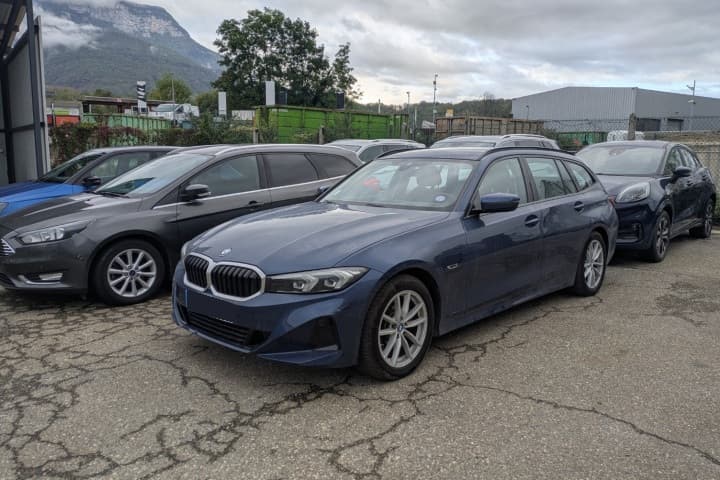 BMW SERIE 3 TOURING G21 320e 204 ch BVA8 Business Design — photo 1