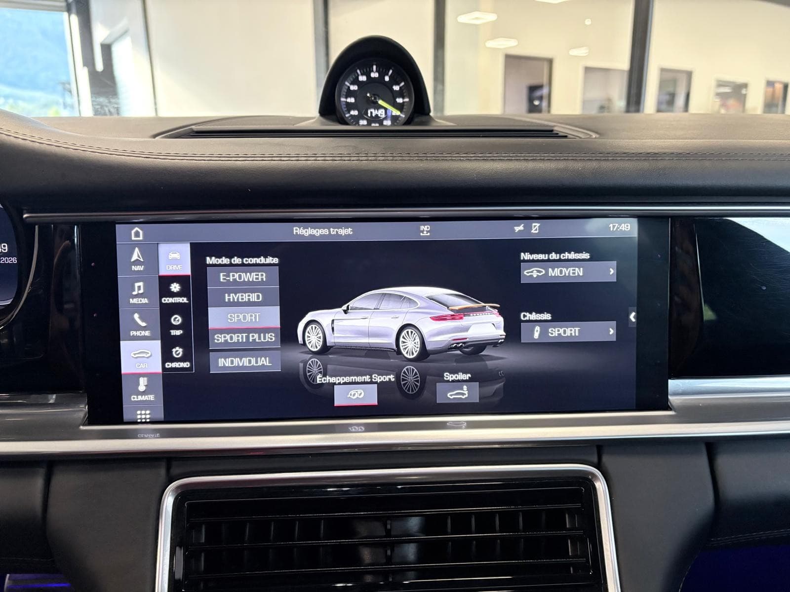 PORSCHE PANAMERA 4 V6 3.0 462 PDK Hybrid — photo 11