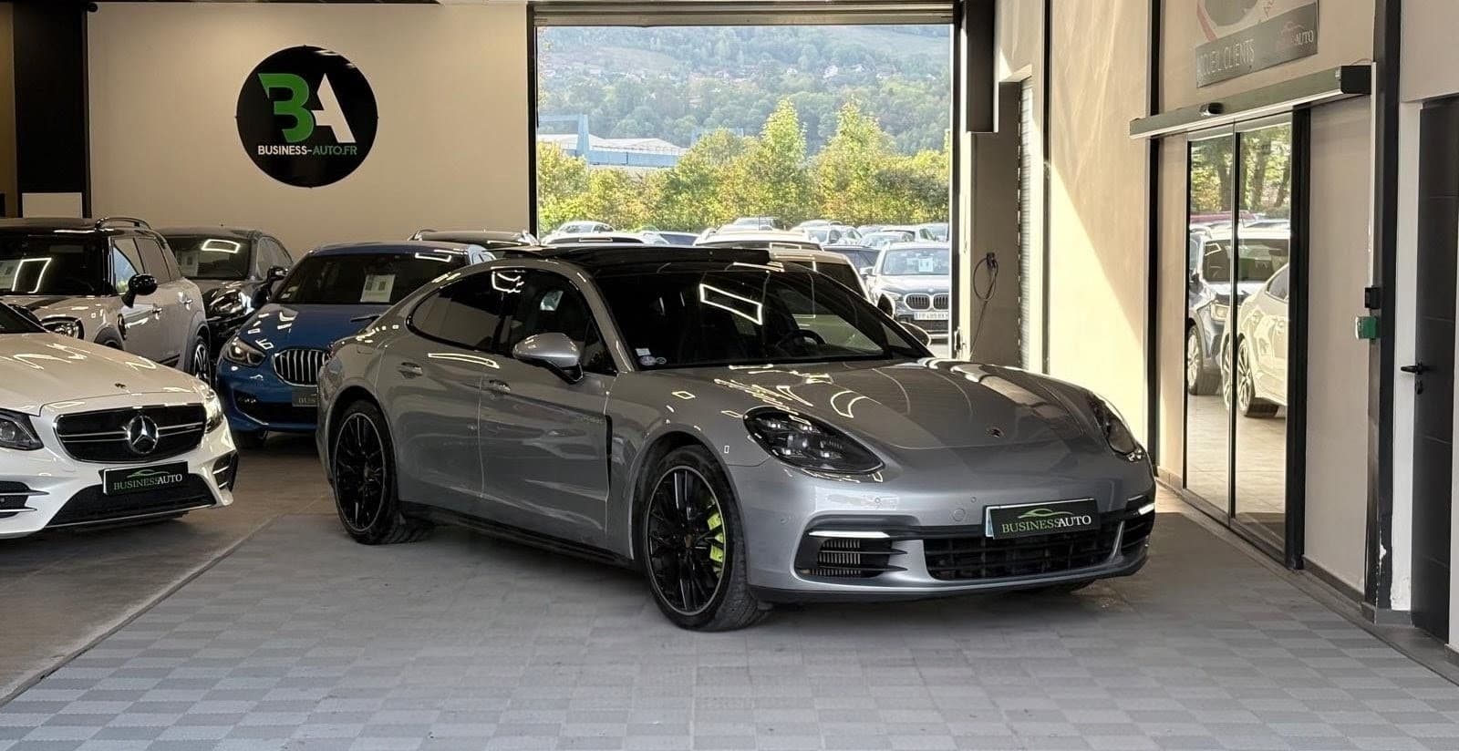 PORSCHE PANAMERA 4 V6 3.0 462 PDK Hybrid — photo 2