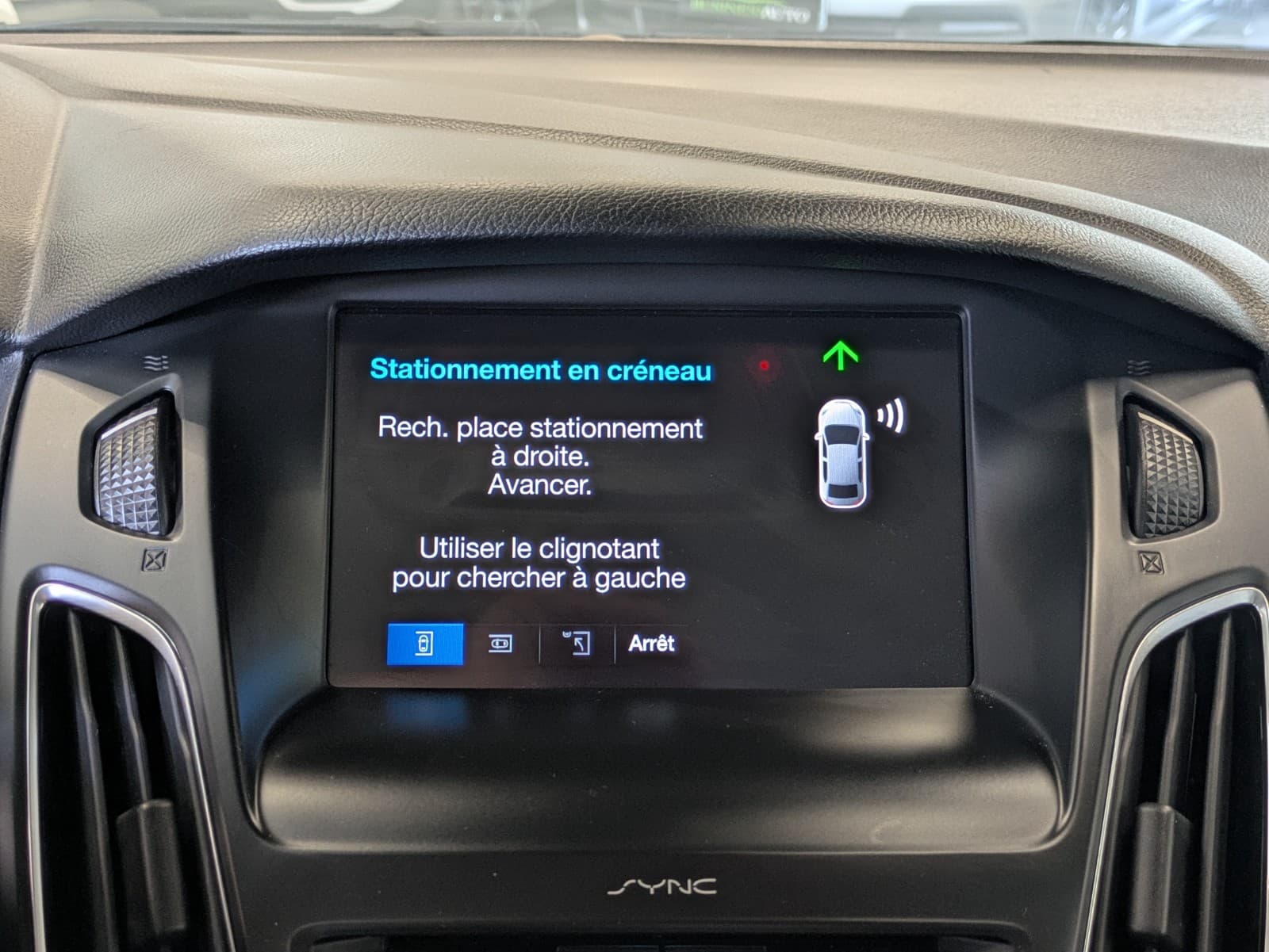 FORD FOCUS 1.5 EcoBoost 150cv S&S Titanium / GPS / Park Assist / 1ere Main — photo 11